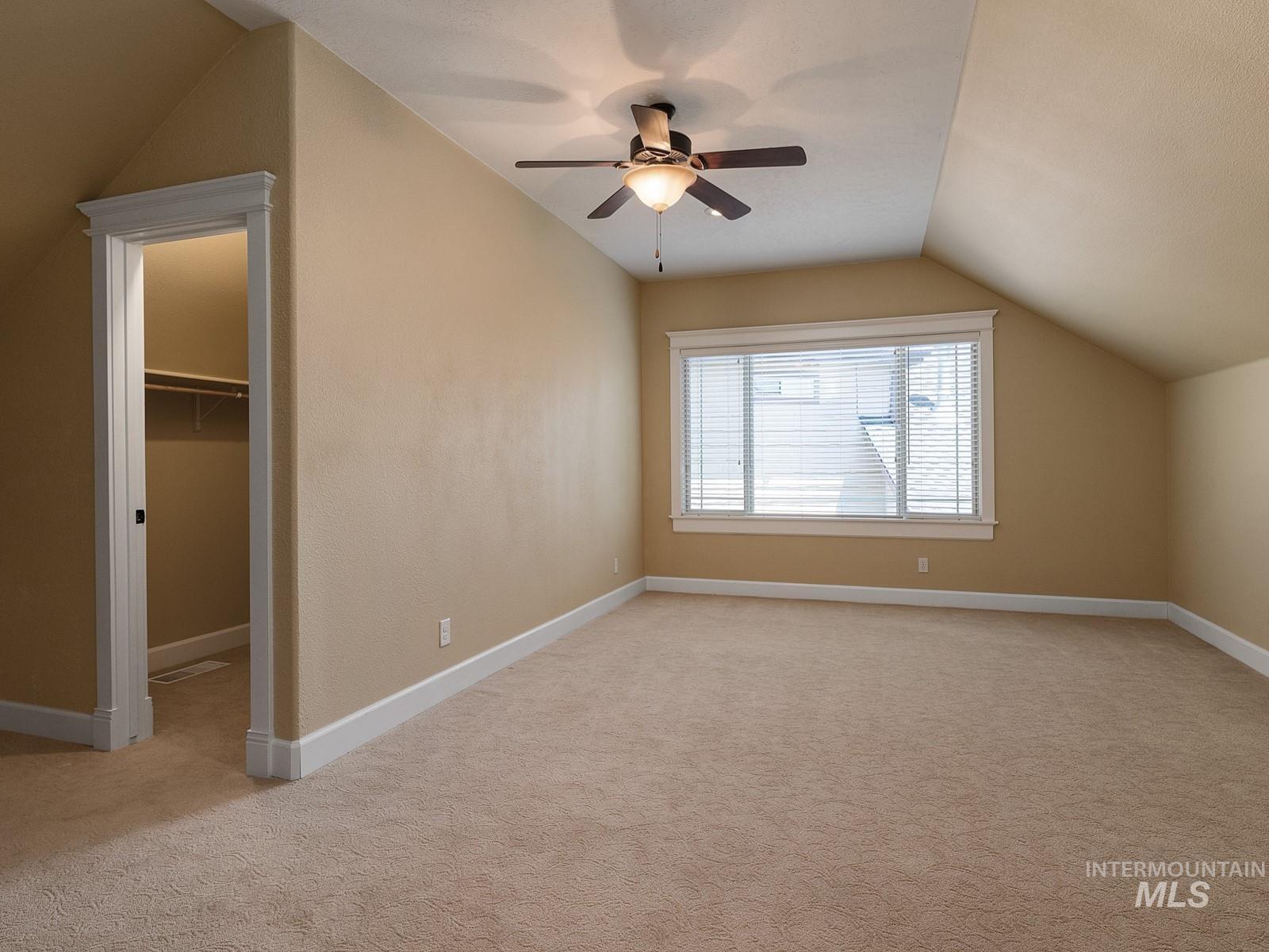 1880 S Stream Pointe Lane