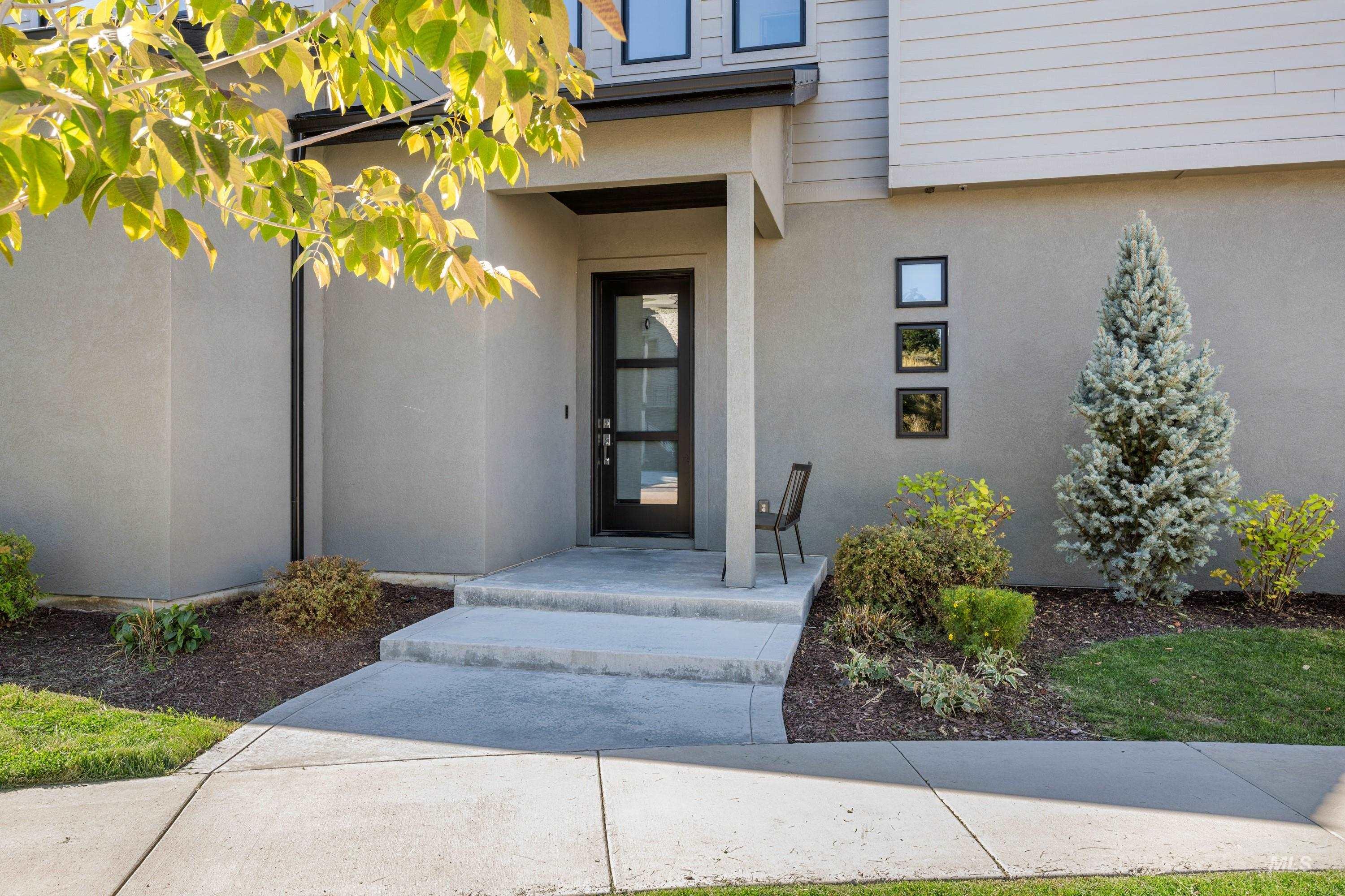 873 E Joplin Lane