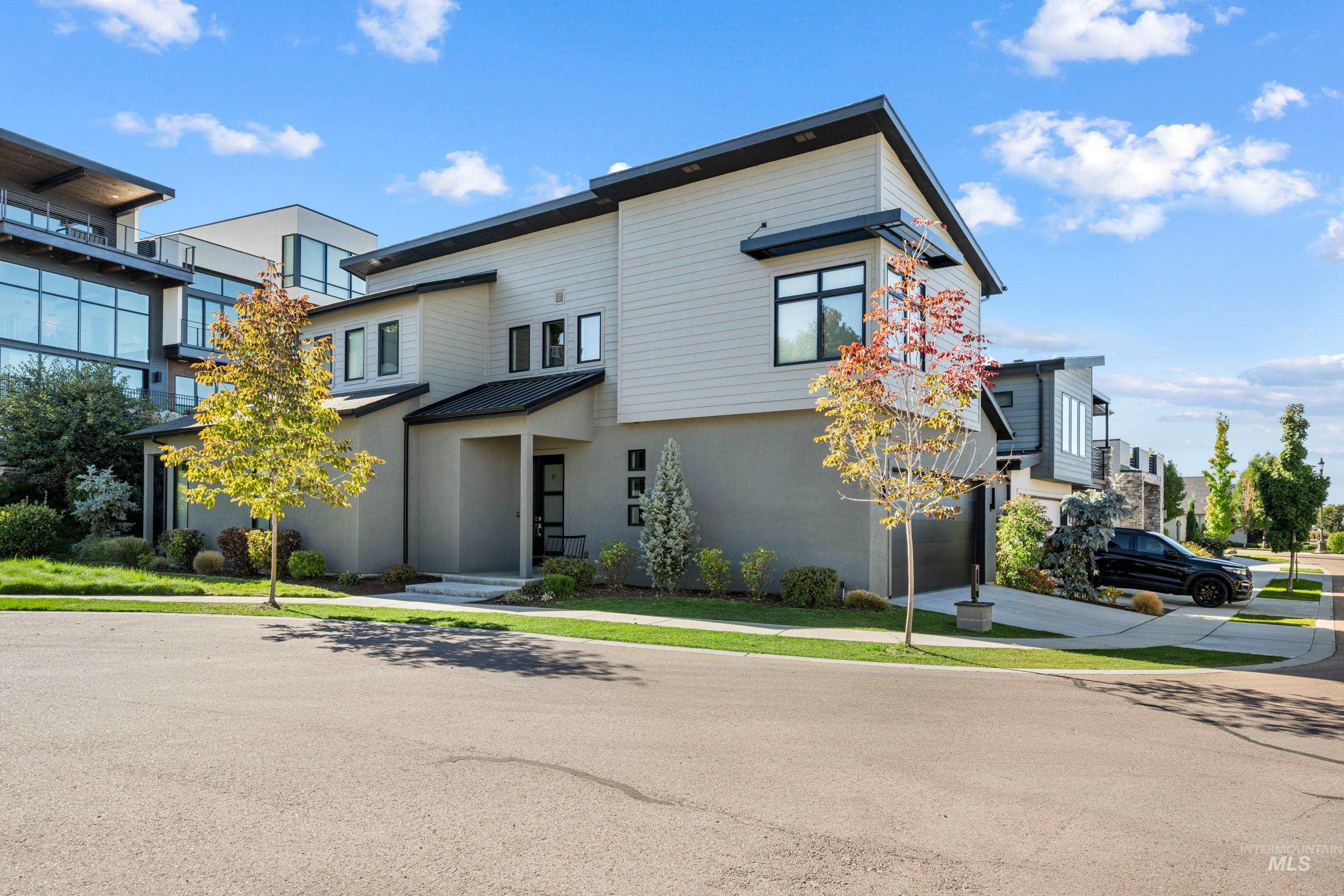 873 E Joplin Lane