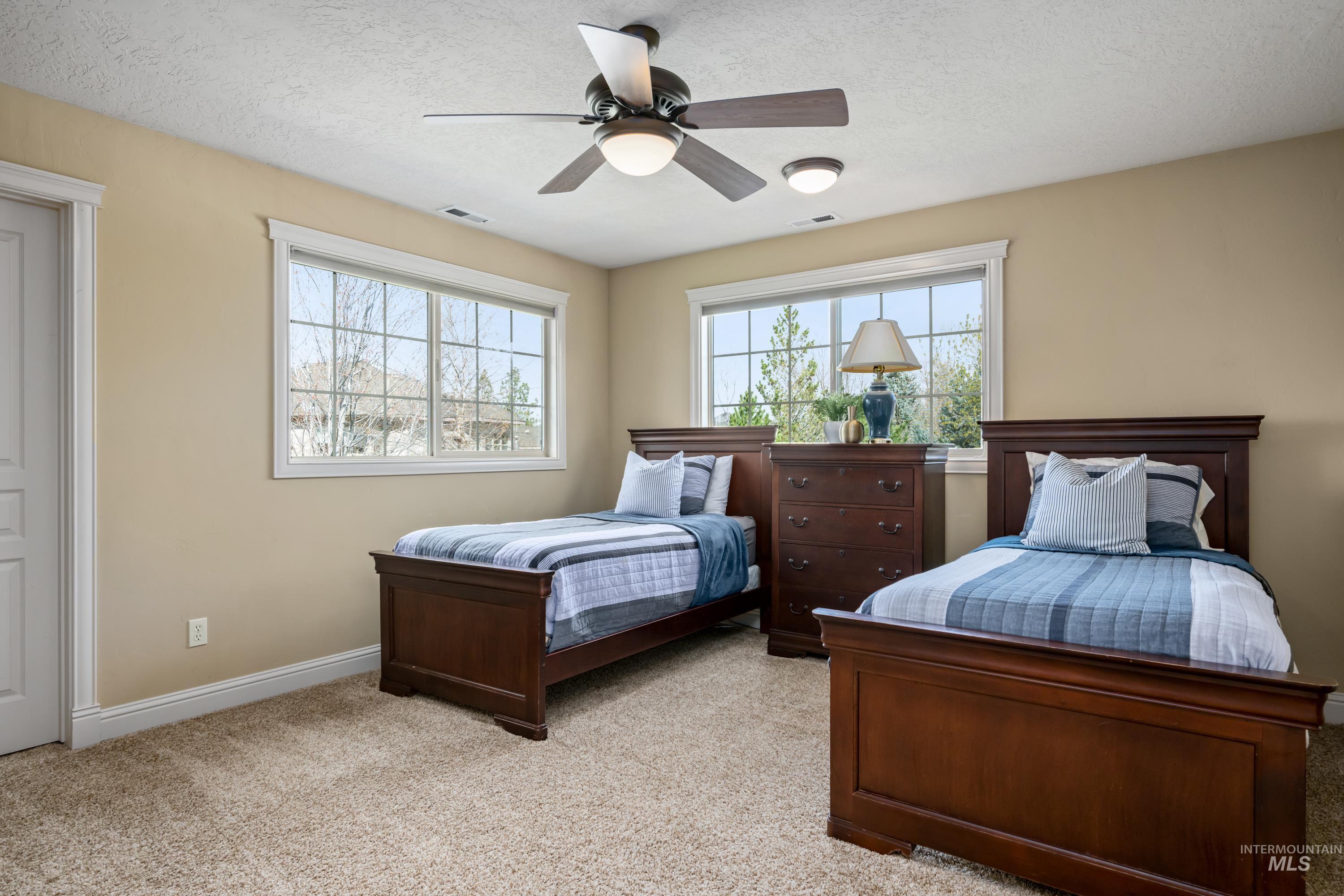 647 W Water Grove Drive