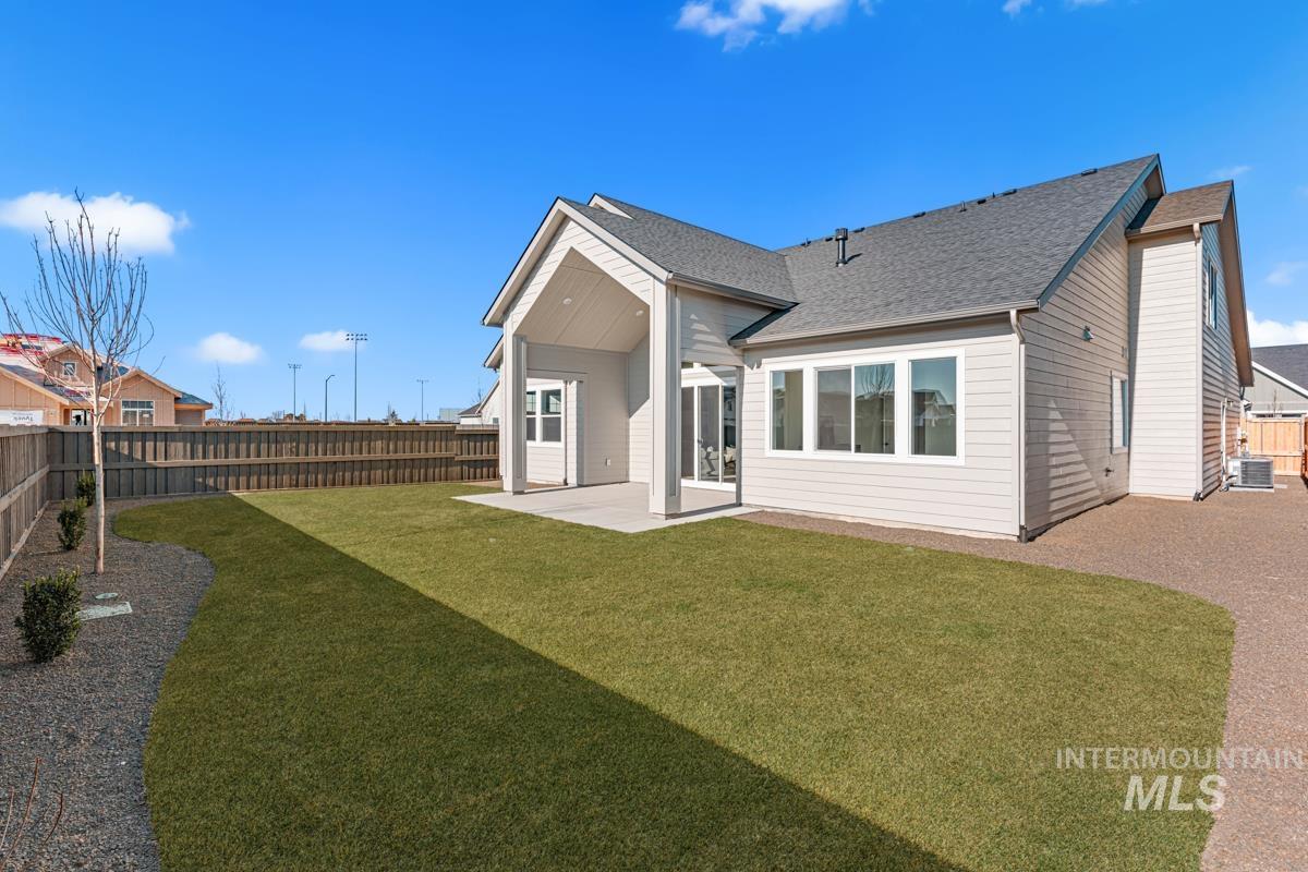2489 E Tenzing Dr,
