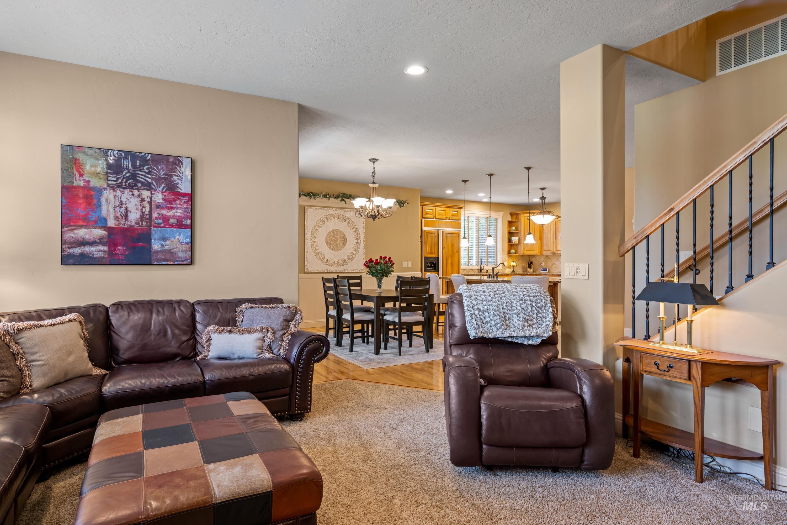 647 W Water Grove Drive