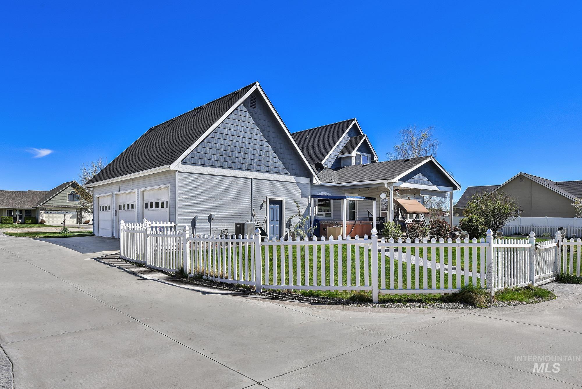15955 Wintergreen