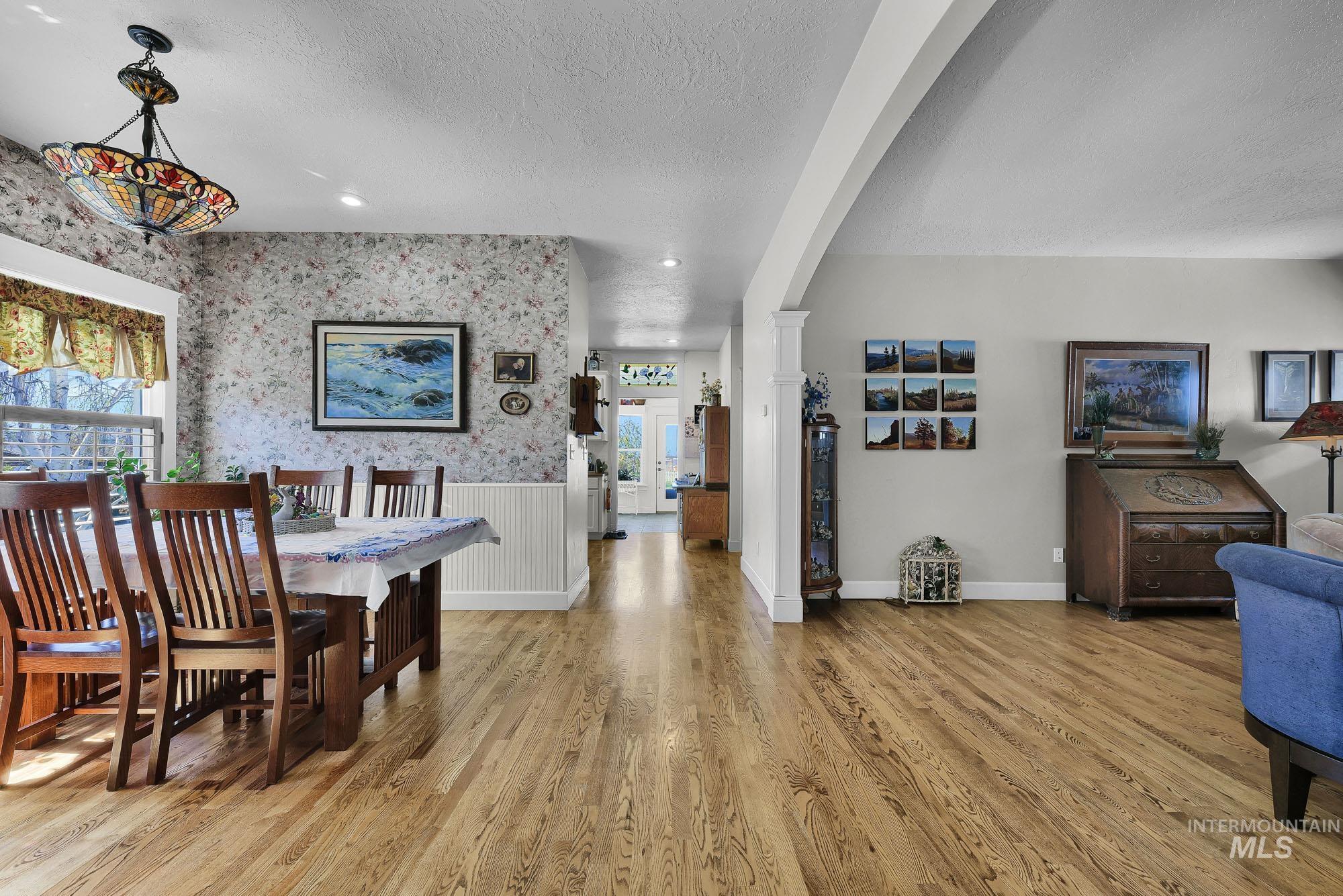 15955 Wintergreen