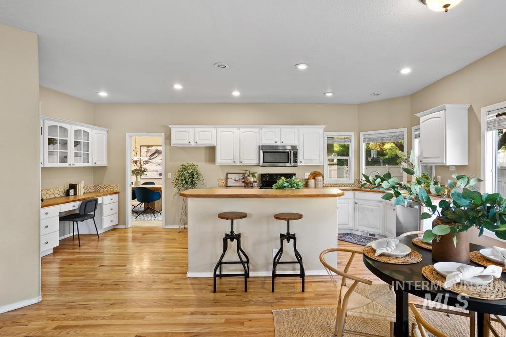 5732 N Plumcreek