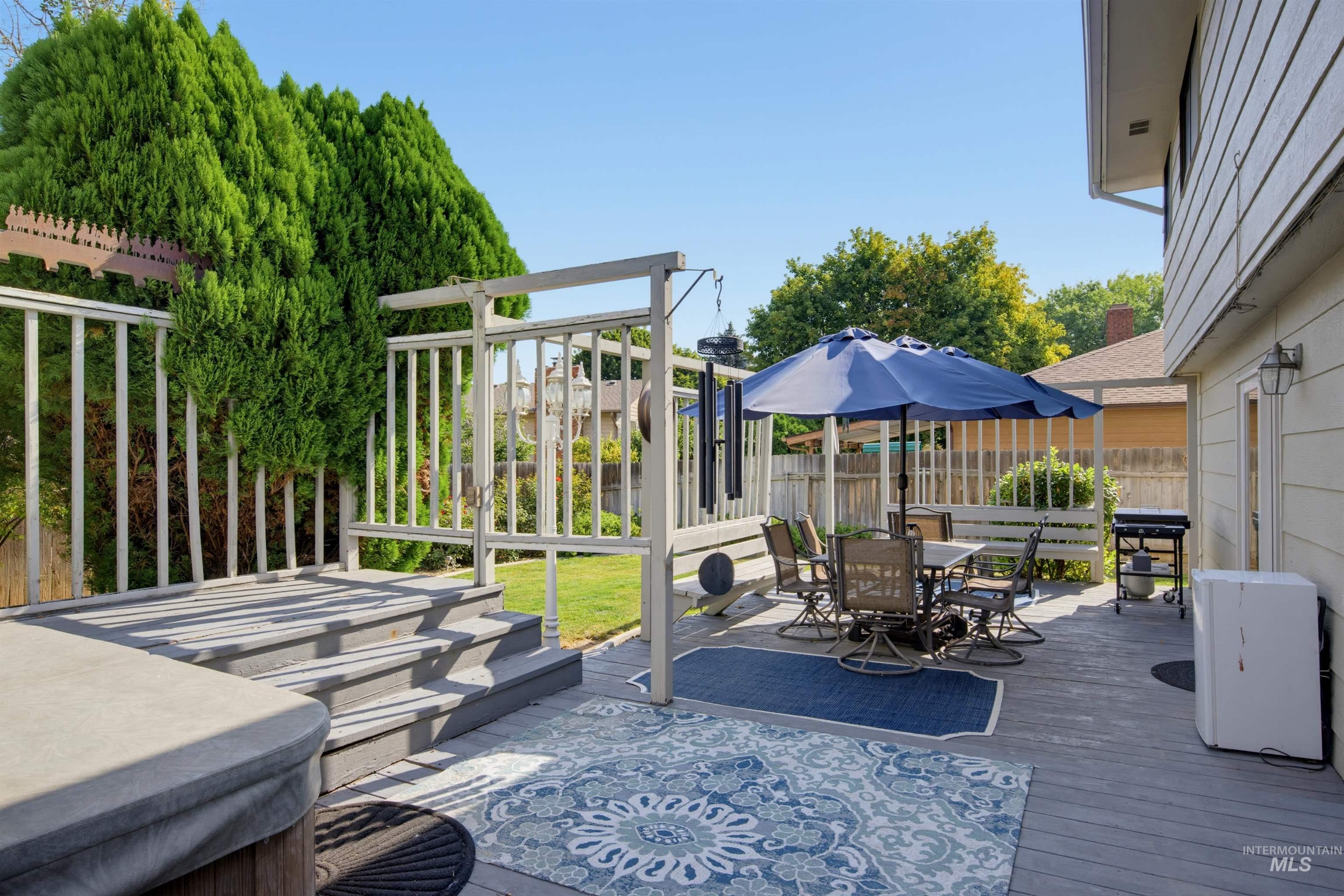 9102 W Donnybrook Ct