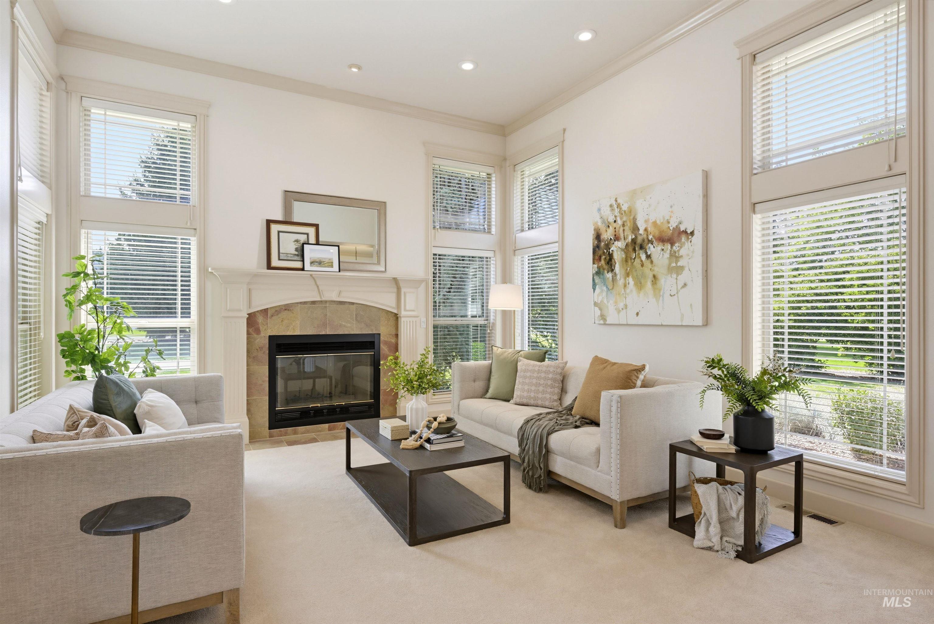 2554 W Sugar Crest Drive