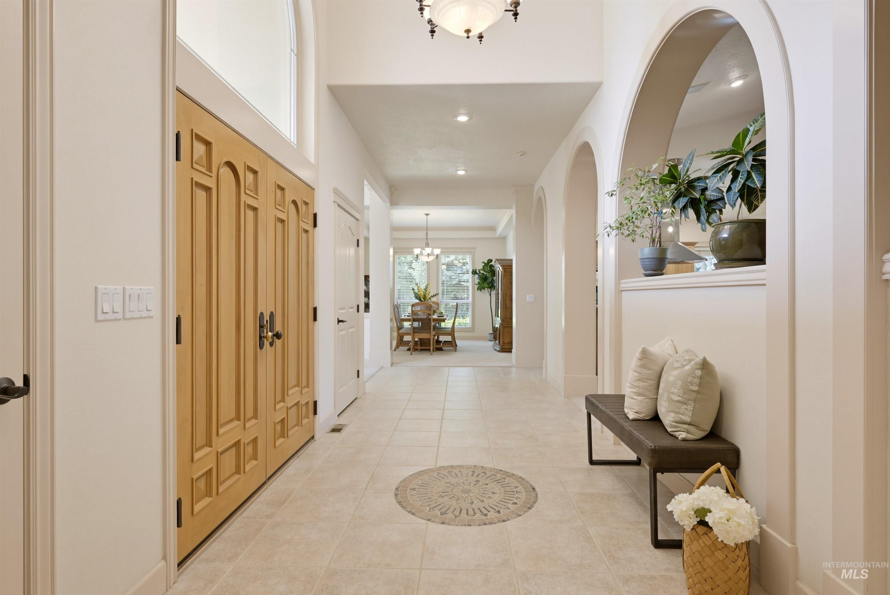 2554 W Sugar Crest Drive