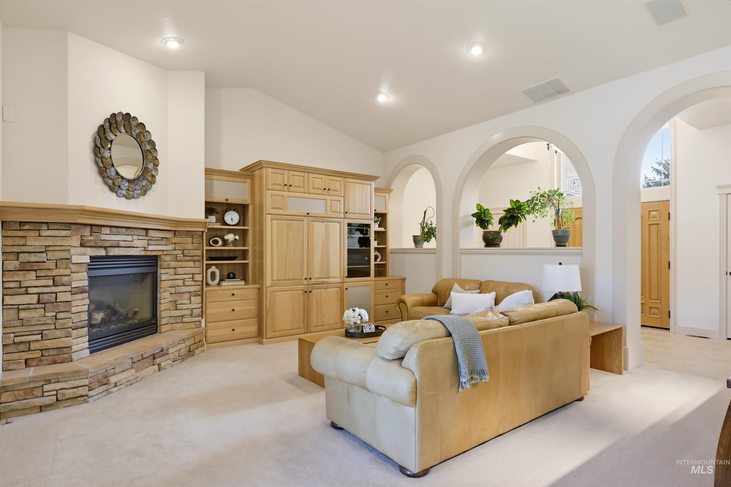2554 W Sugar Crest Drive