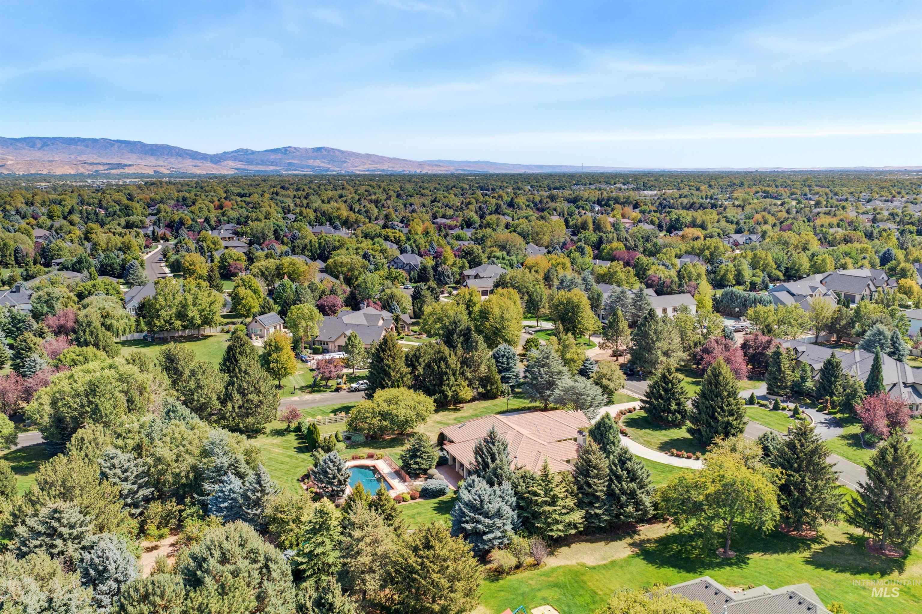 2554 W Sugar Crest Drive