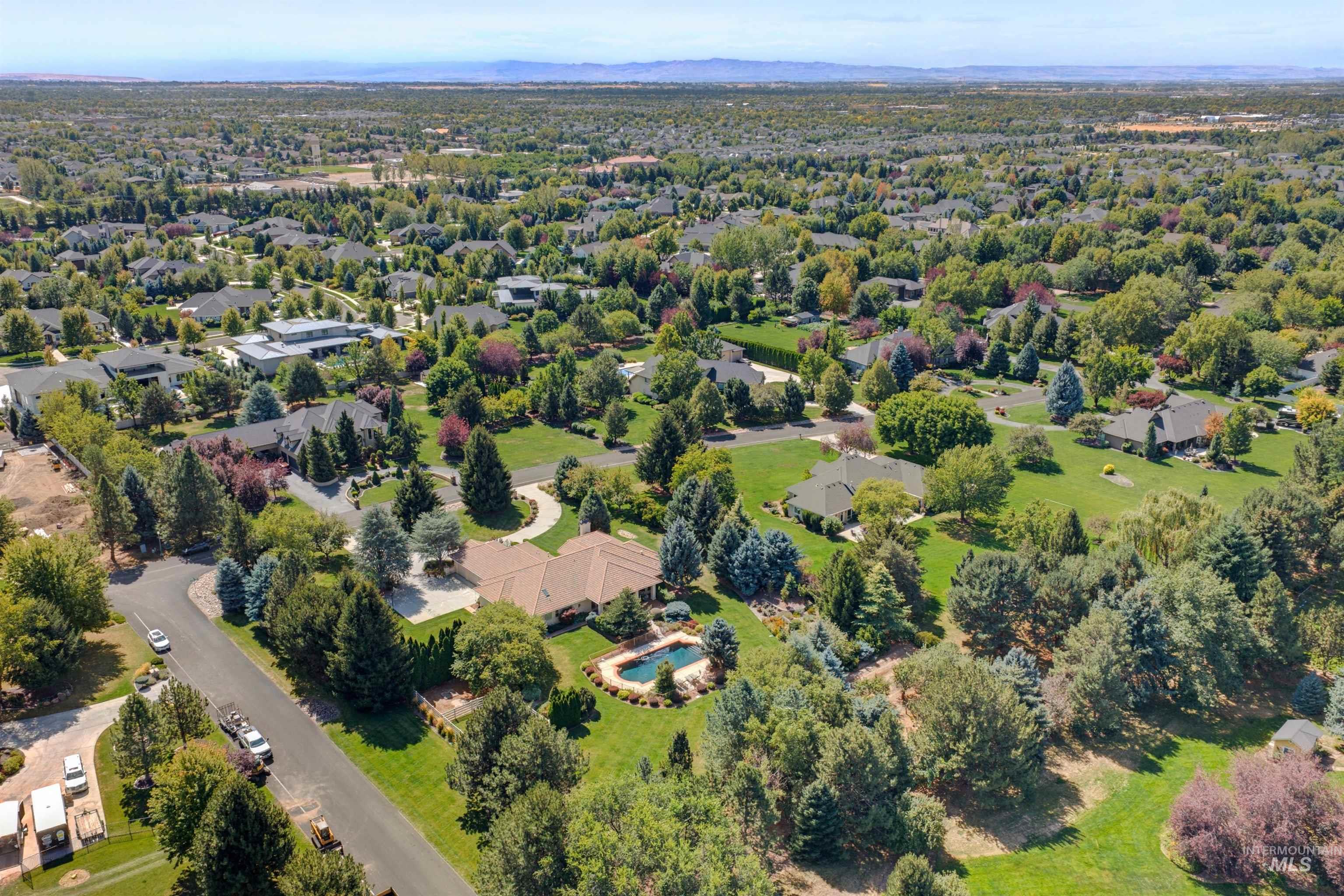 2554 W Sugar Crest Drive