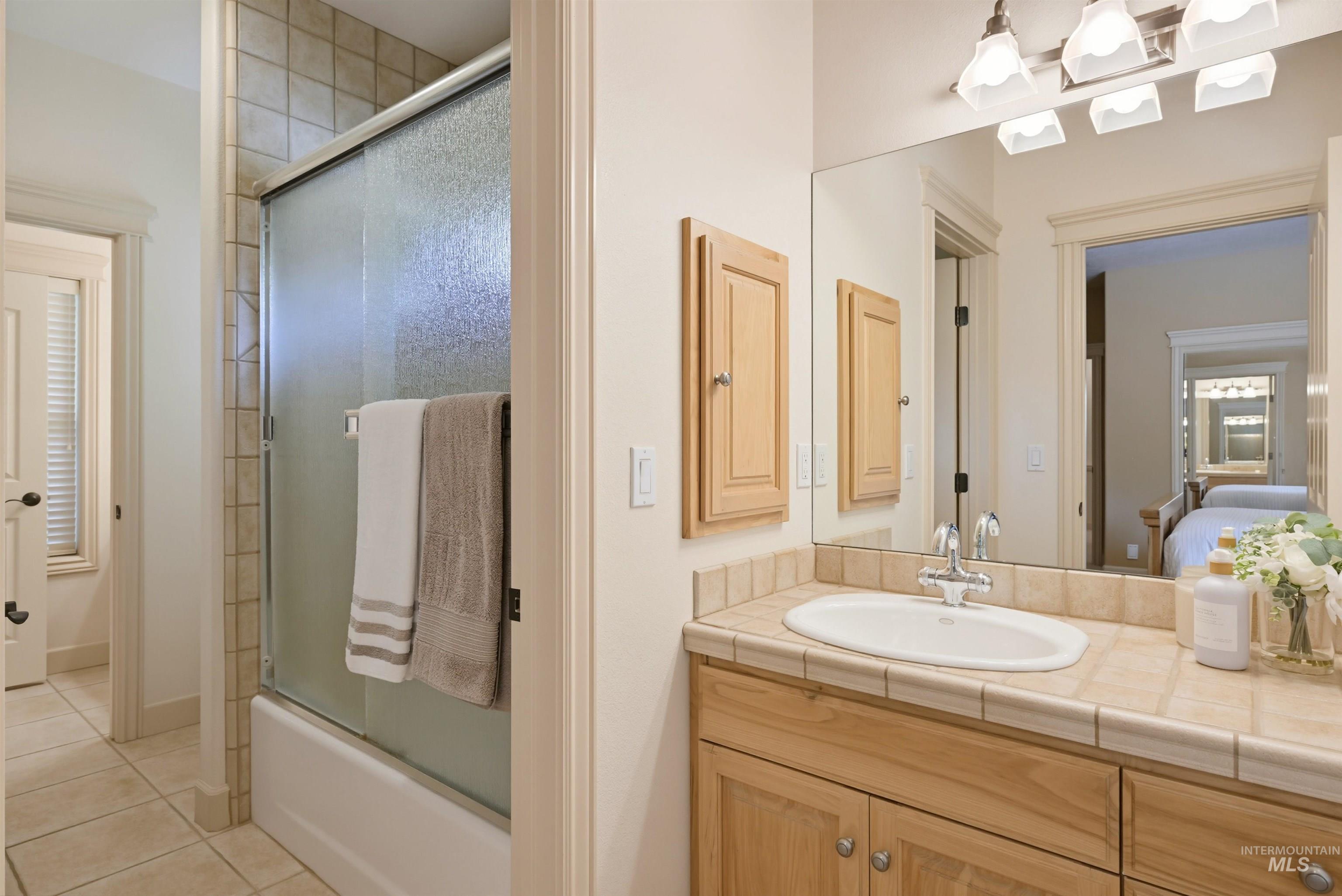 2554 W Sugar Crest Drive