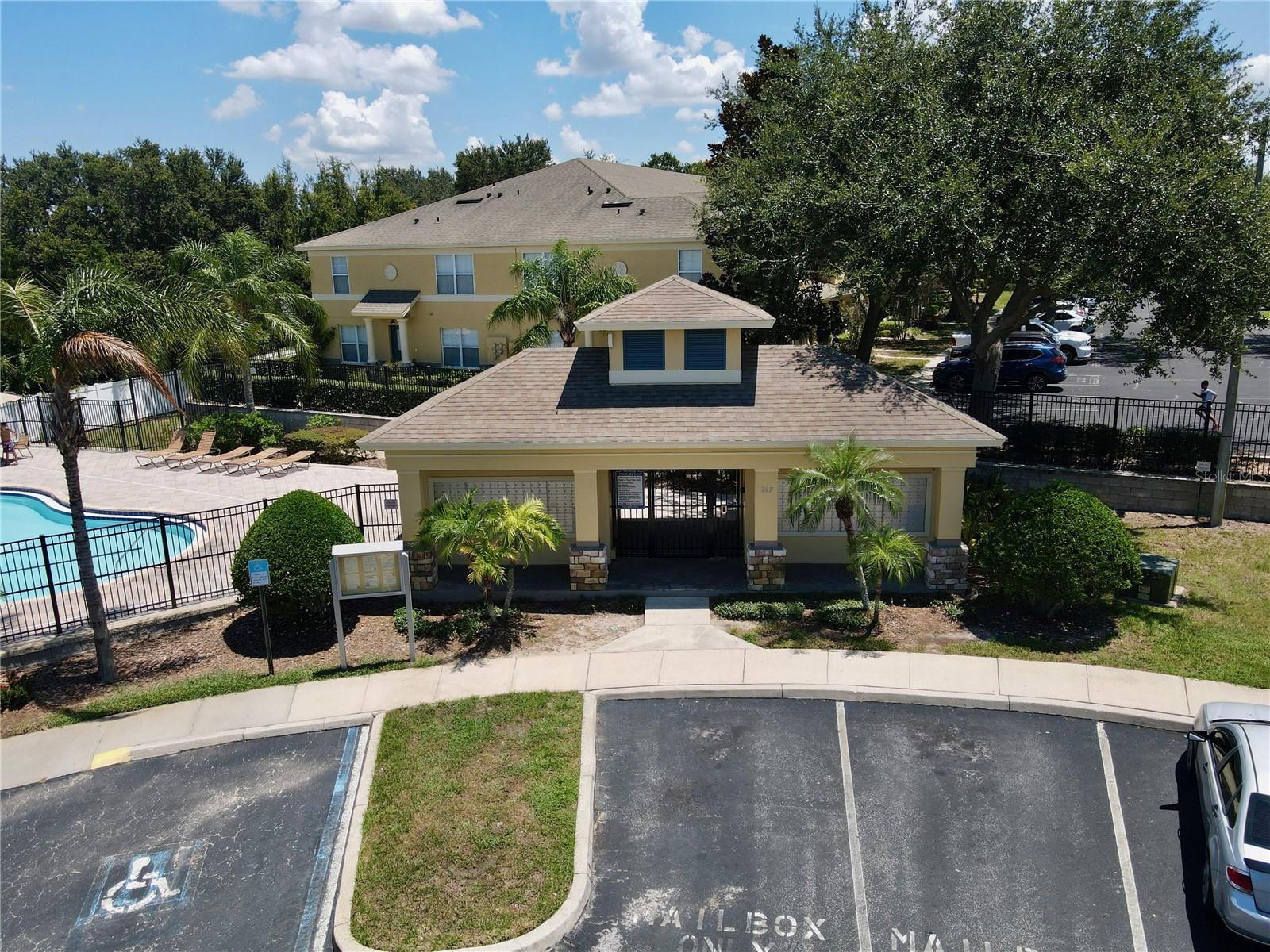 3442 CASTLE STONE CT