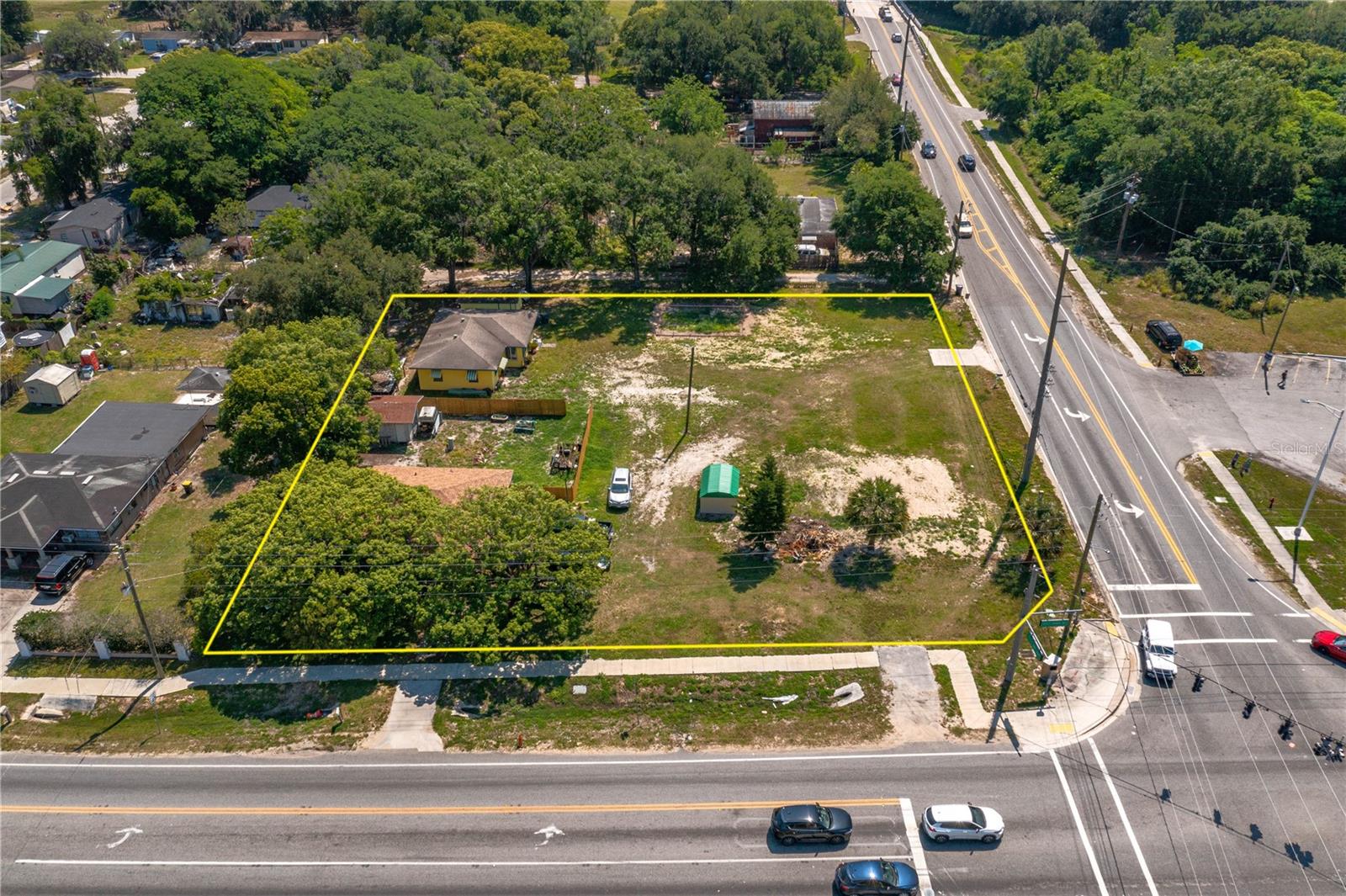 101 EAGLE LAKE LOOP RD E