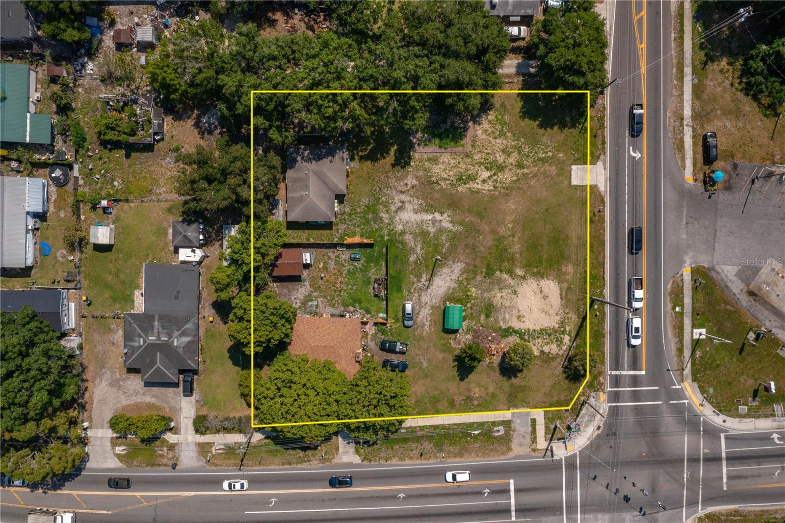 101 EAGLE LAKE LOOP RD E