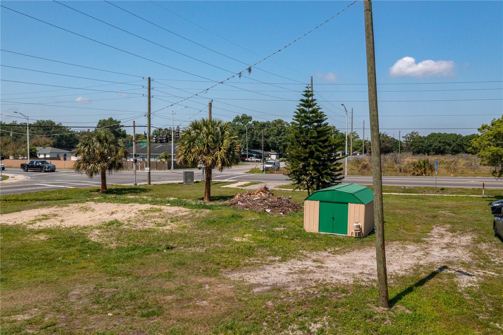 101 EAGLE LAKE LOOP RD E