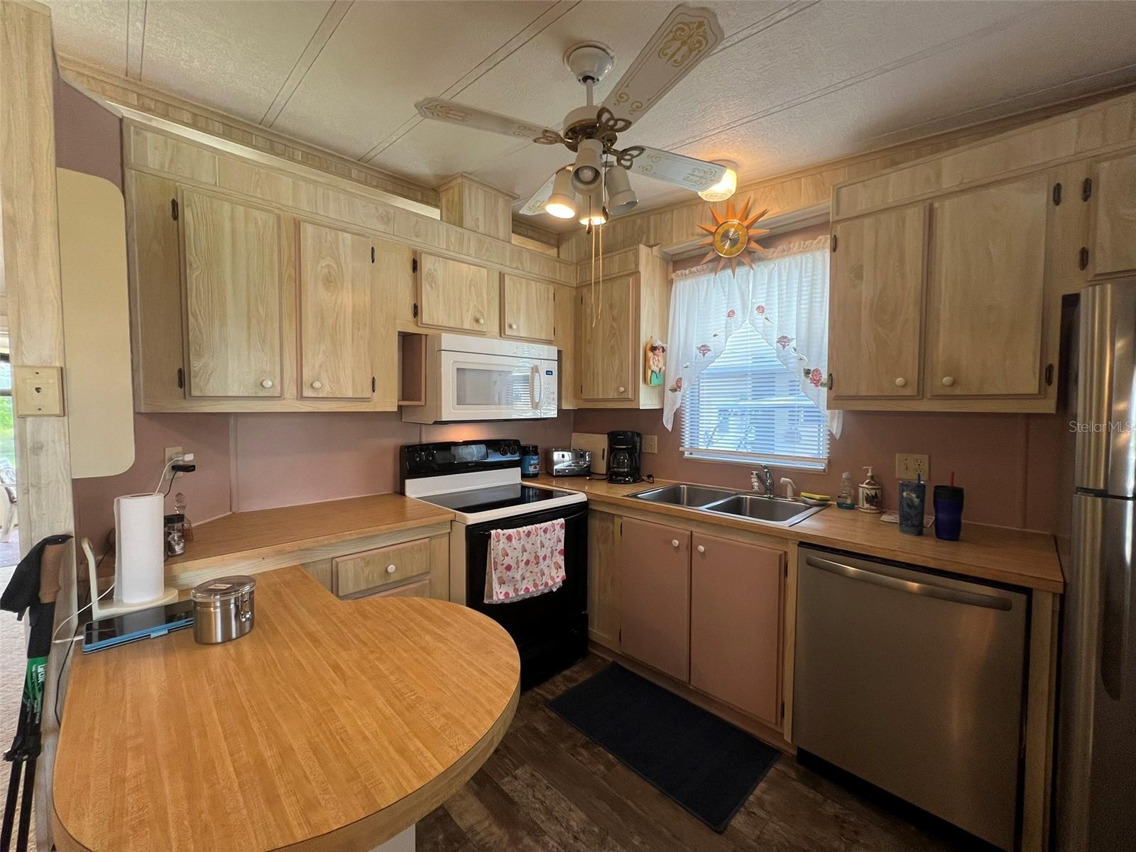 2055 S FLORAL AVE #181