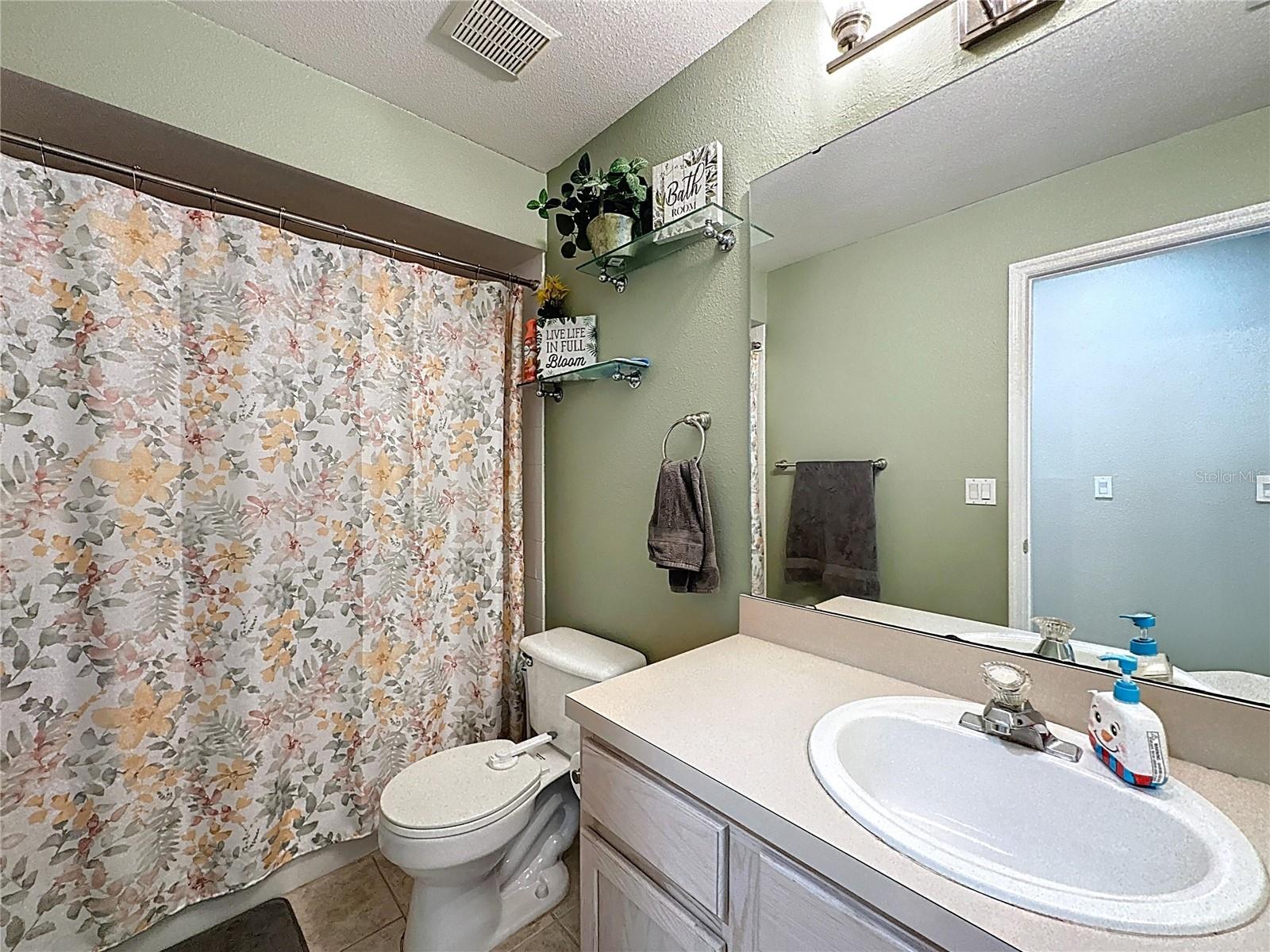 2483 SAINT AUGUSTINE BLVD