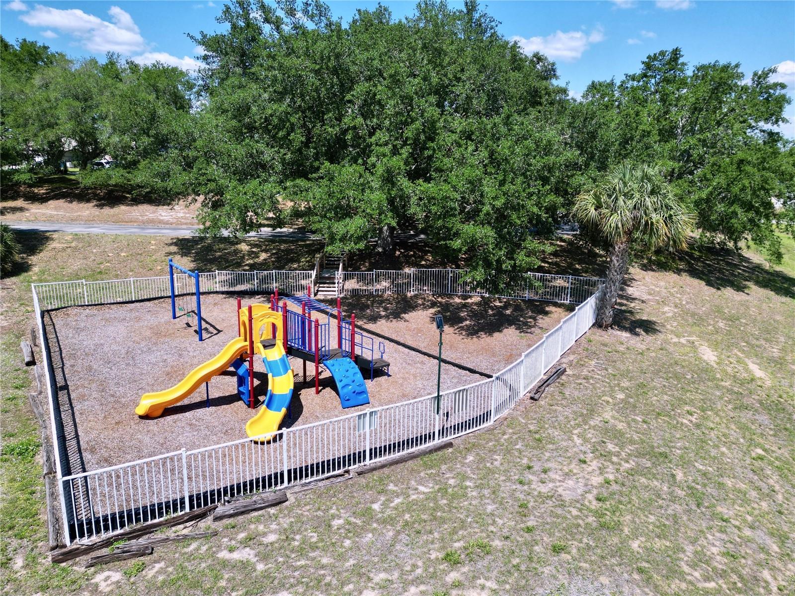 2483 SAINT AUGUSTINE BLVD