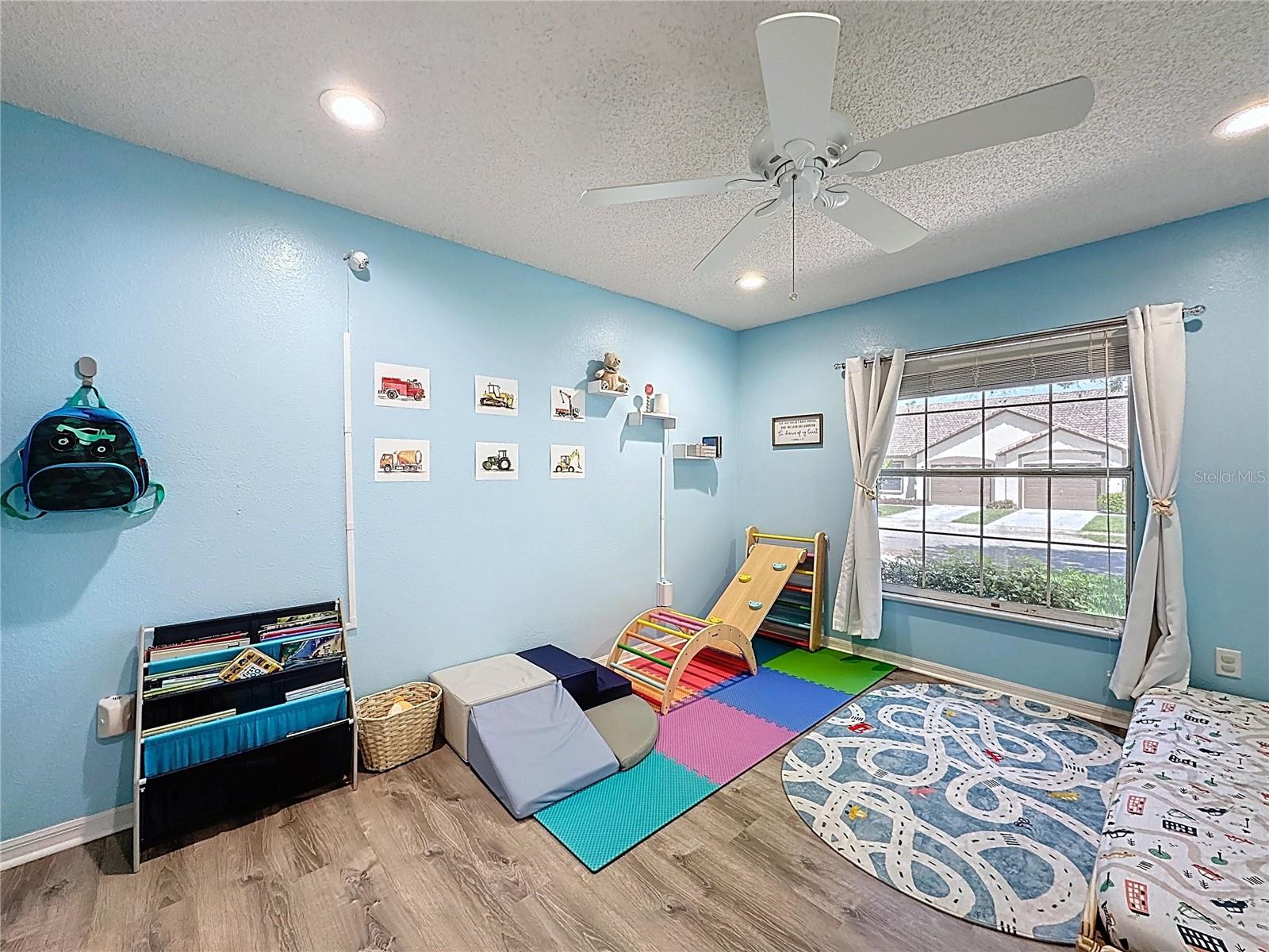 2483 SAINT AUGUSTINE BLVD