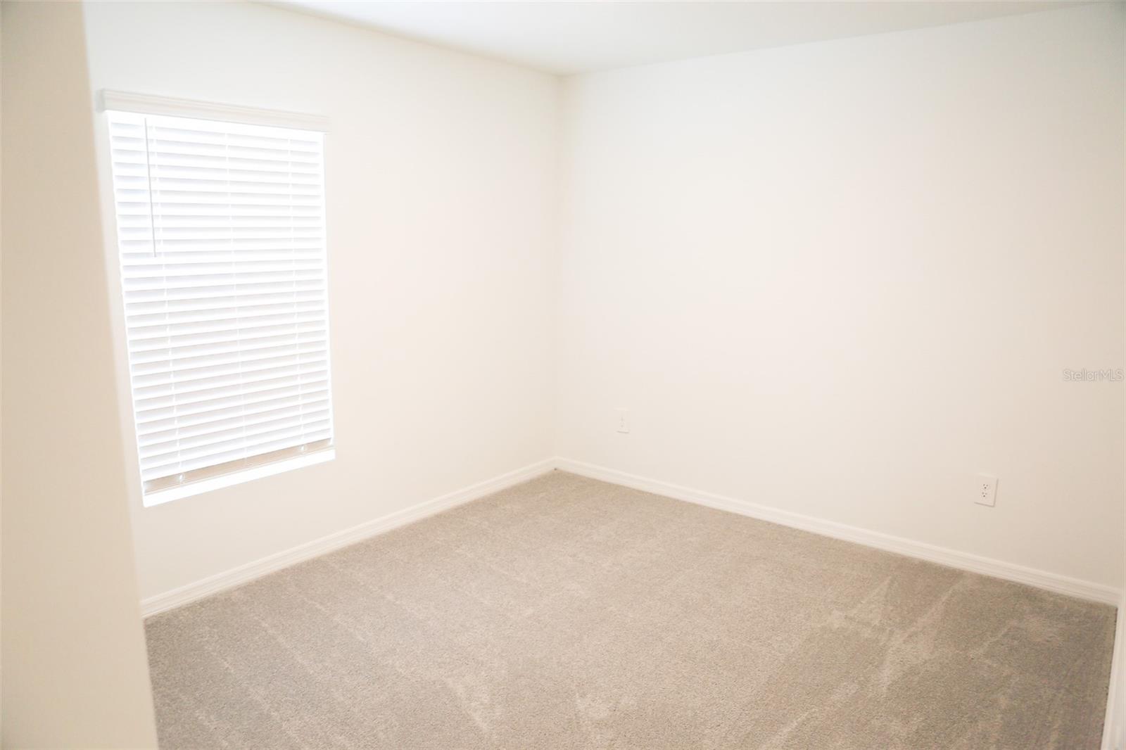 4196 SINGING MOCKINGBIRD BLVD