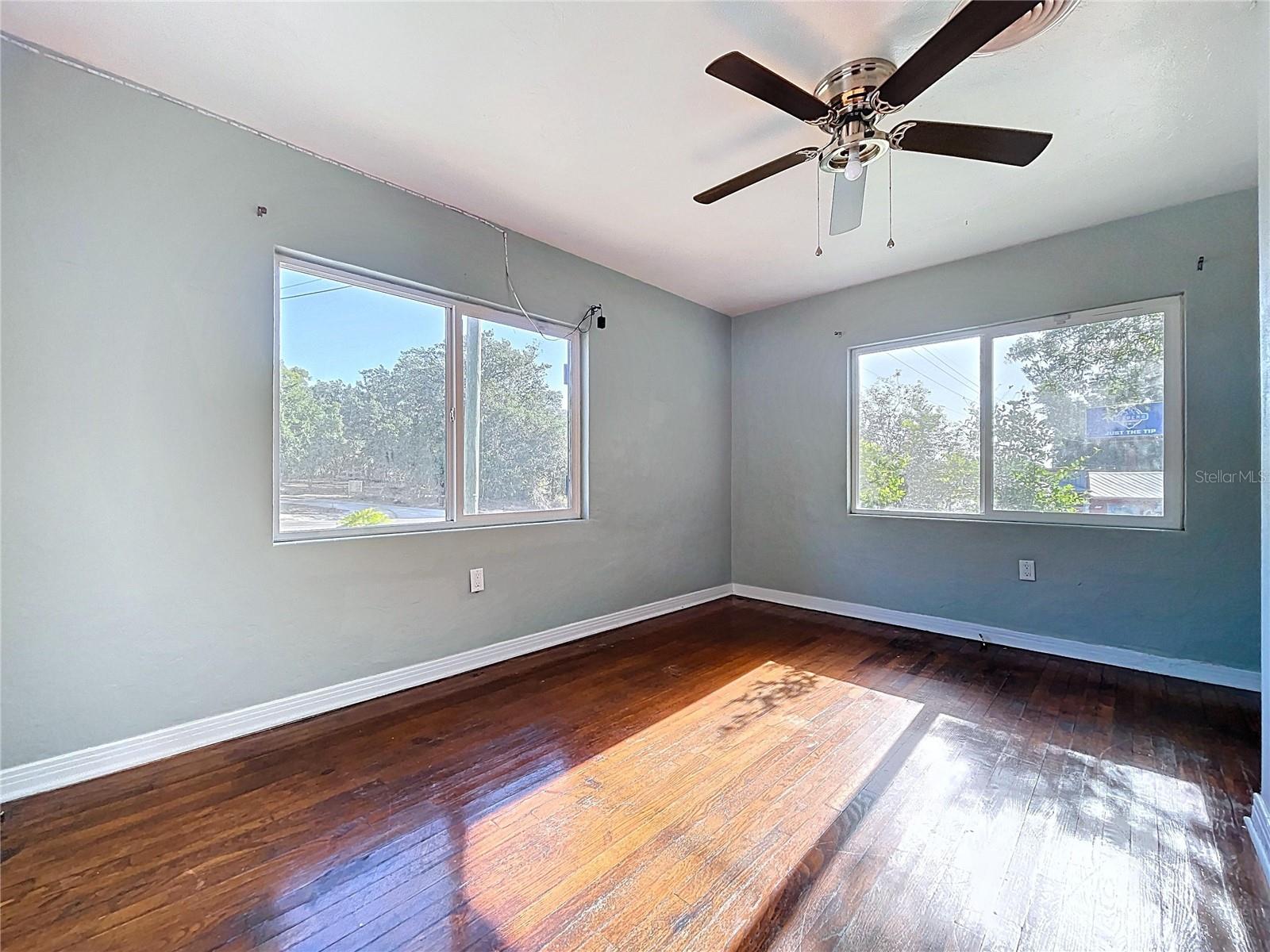 105 OLD CONNERSVILLE RD