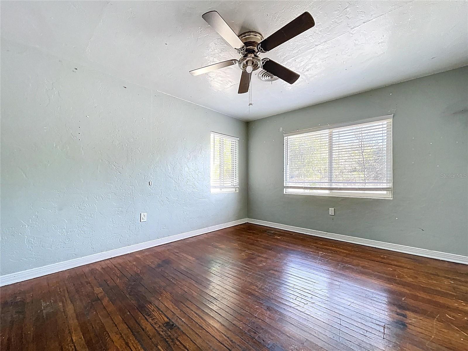 105 OLD CONNERSVILLE RD