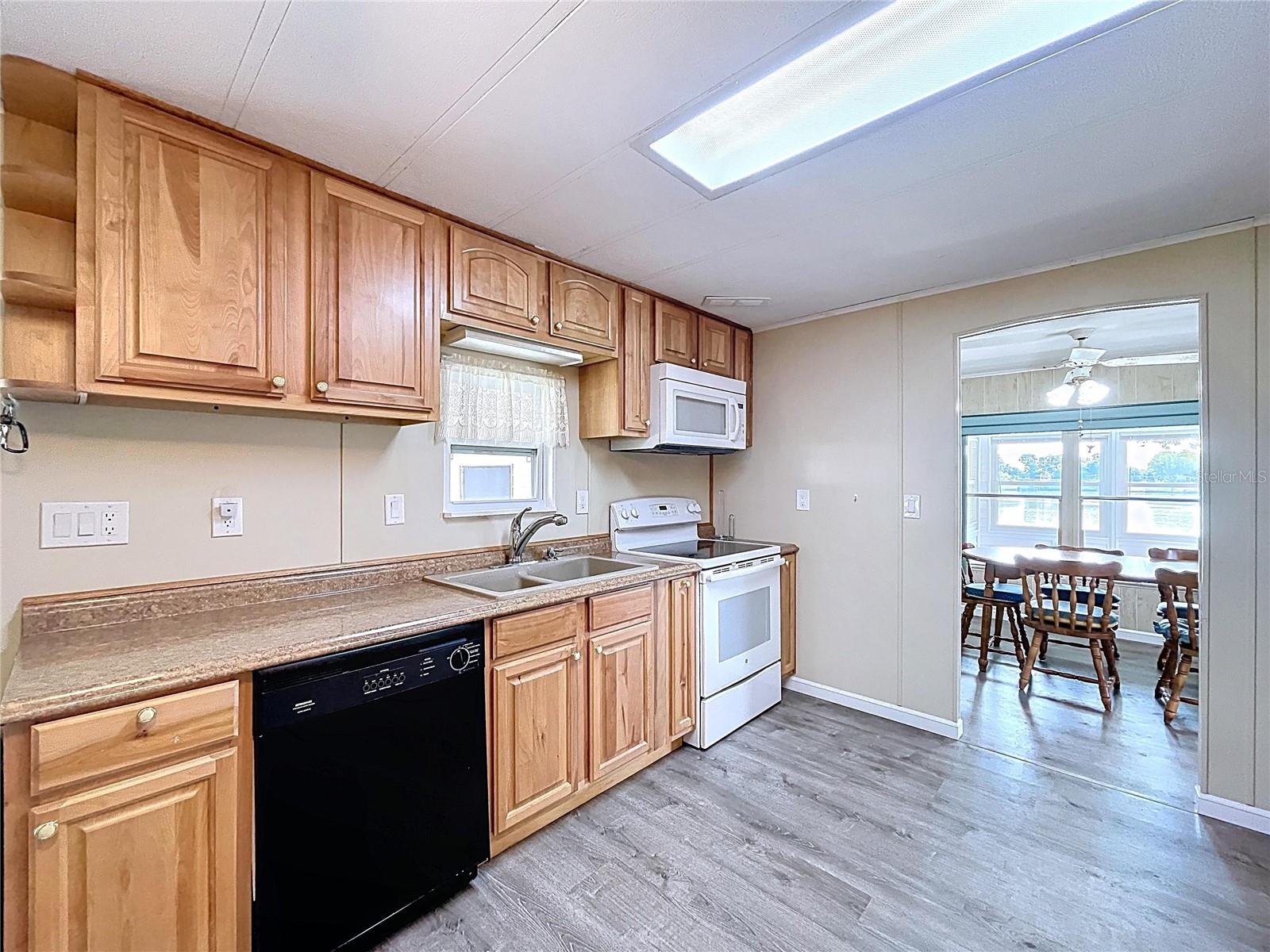 2055 S FLORAL AVE #291