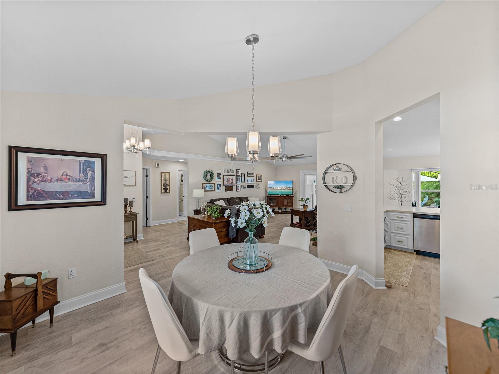 5427 ORANGE VALLEY DR