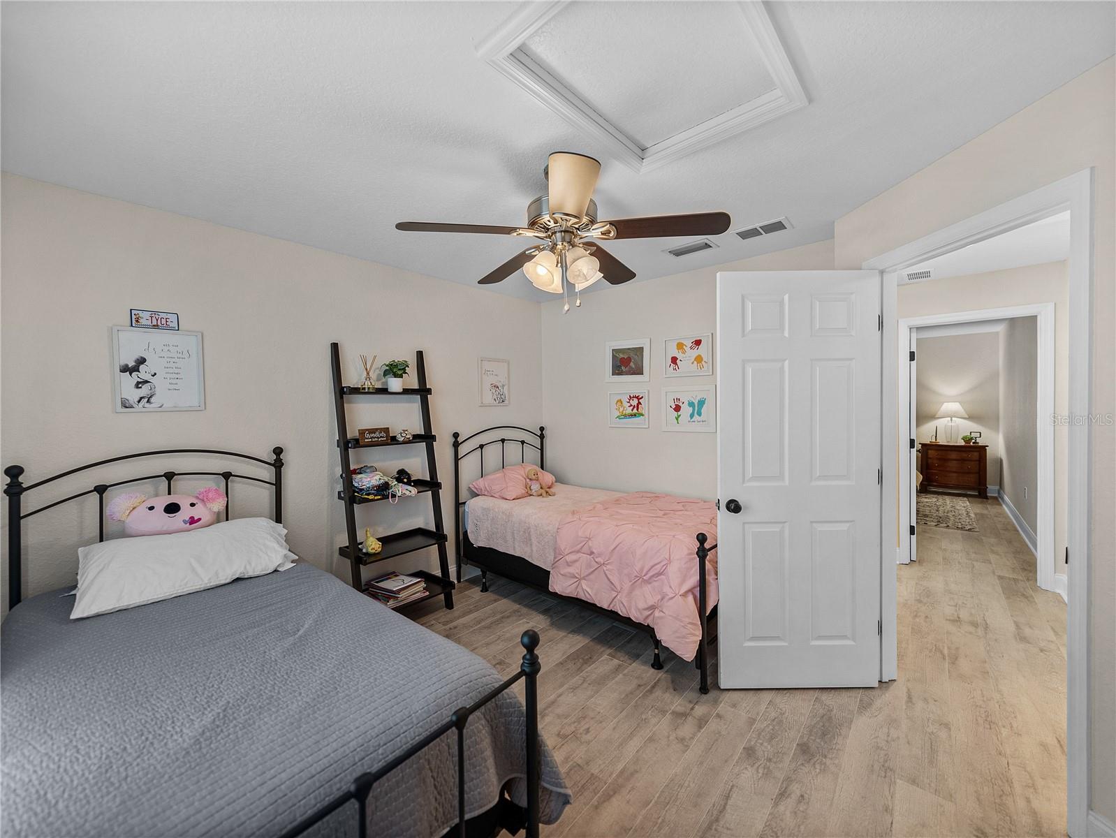 5427 ORANGE VALLEY DR