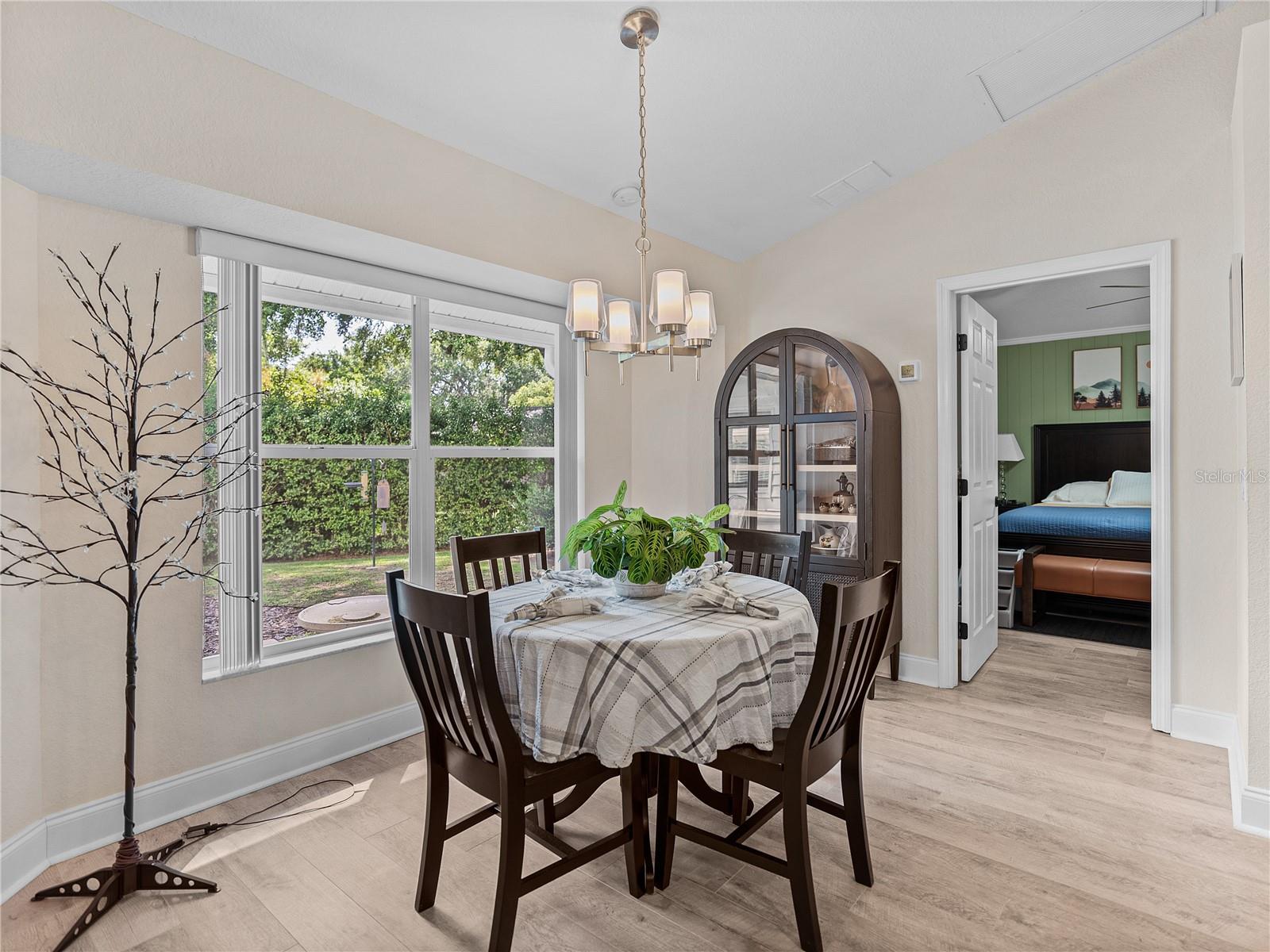 5427 ORANGE VALLEY DR