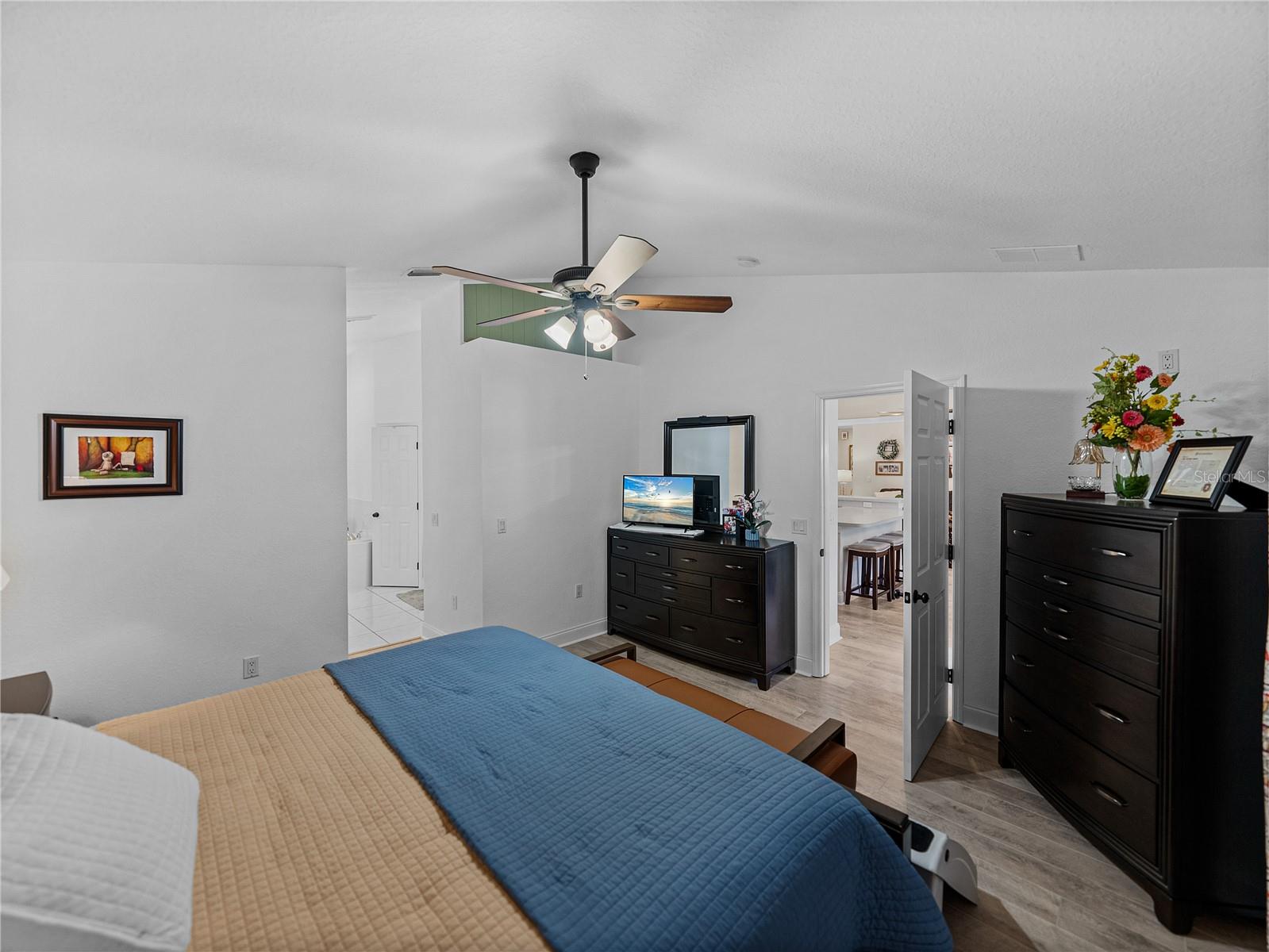 5427 ORANGE VALLEY DR