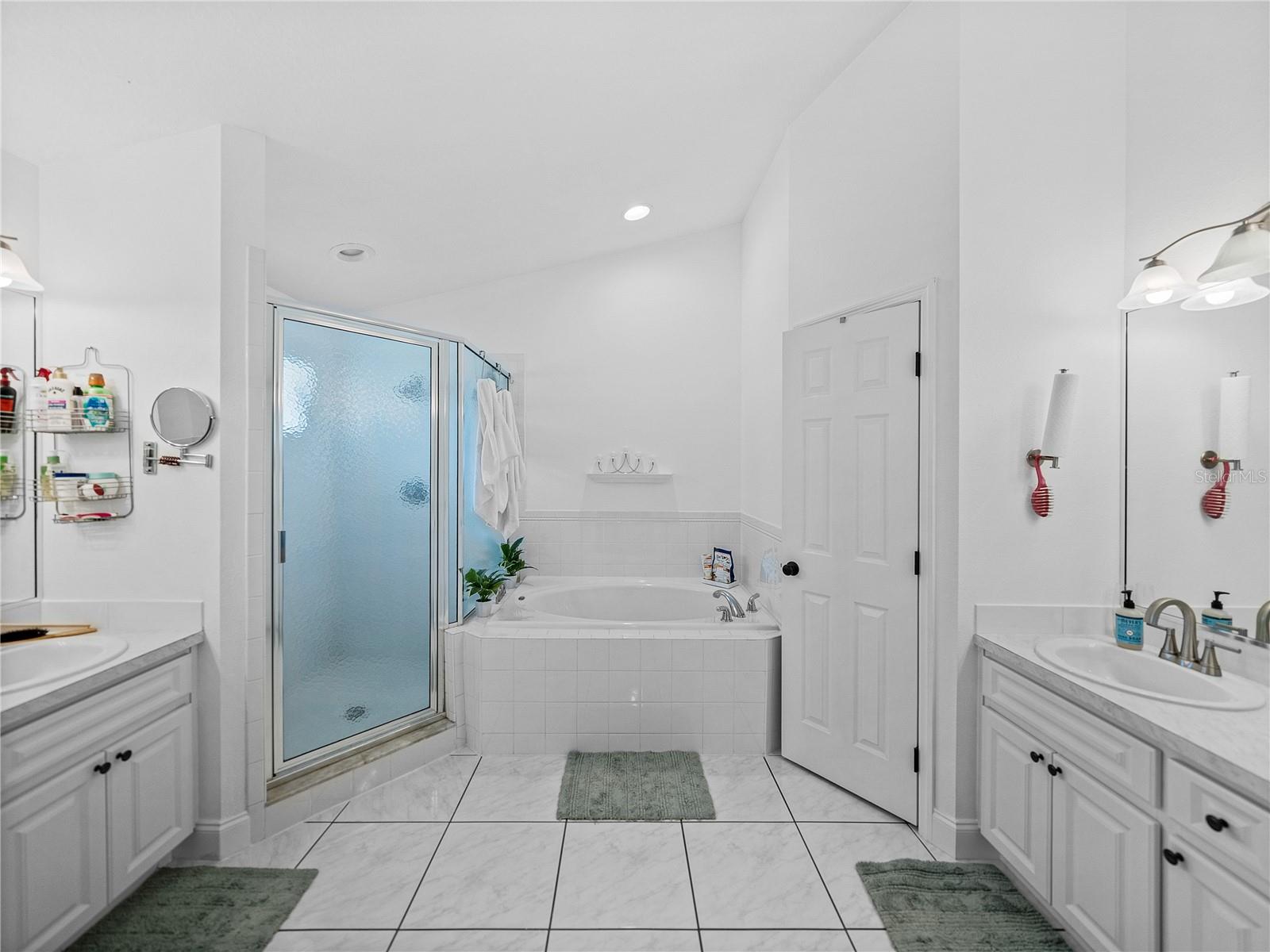 5427 ORANGE VALLEY DR