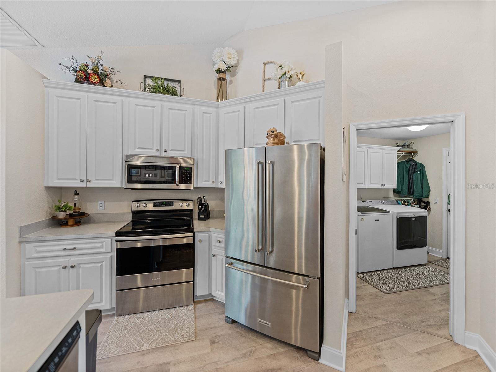 5427 ORANGE VALLEY DR