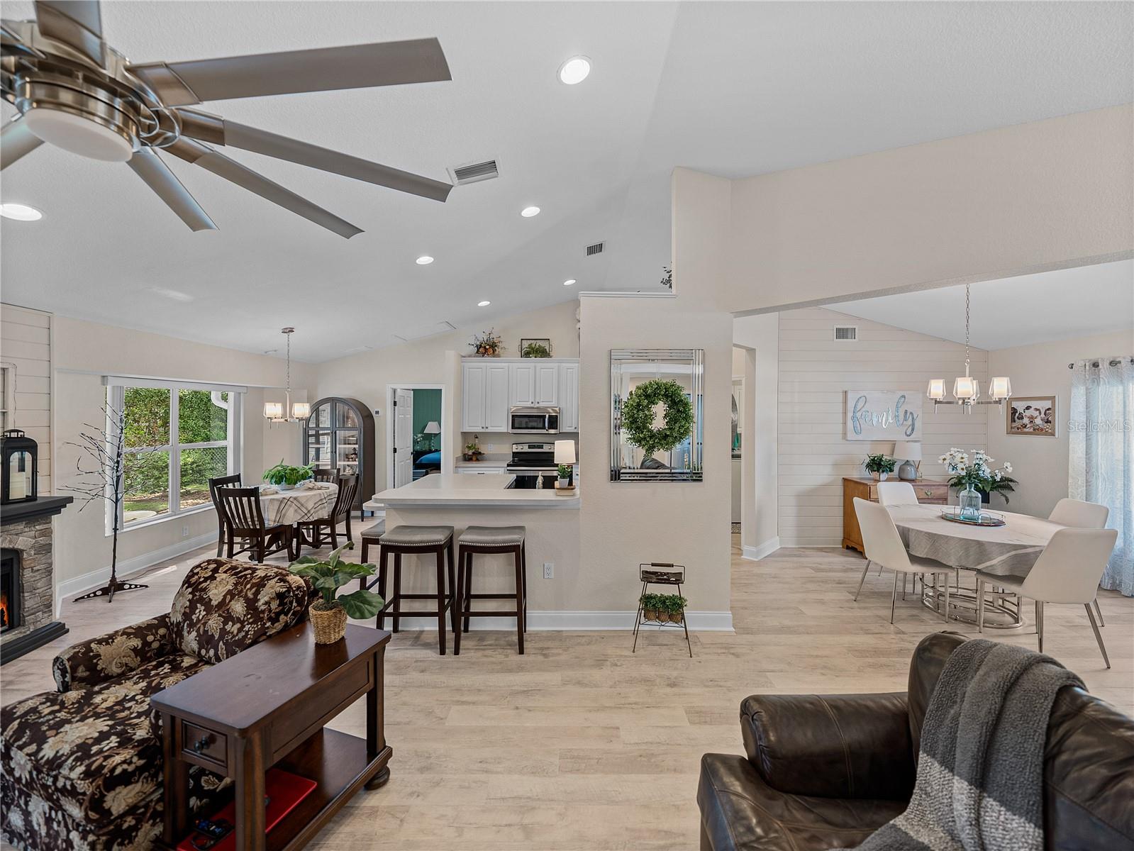 5427 ORANGE VALLEY DR