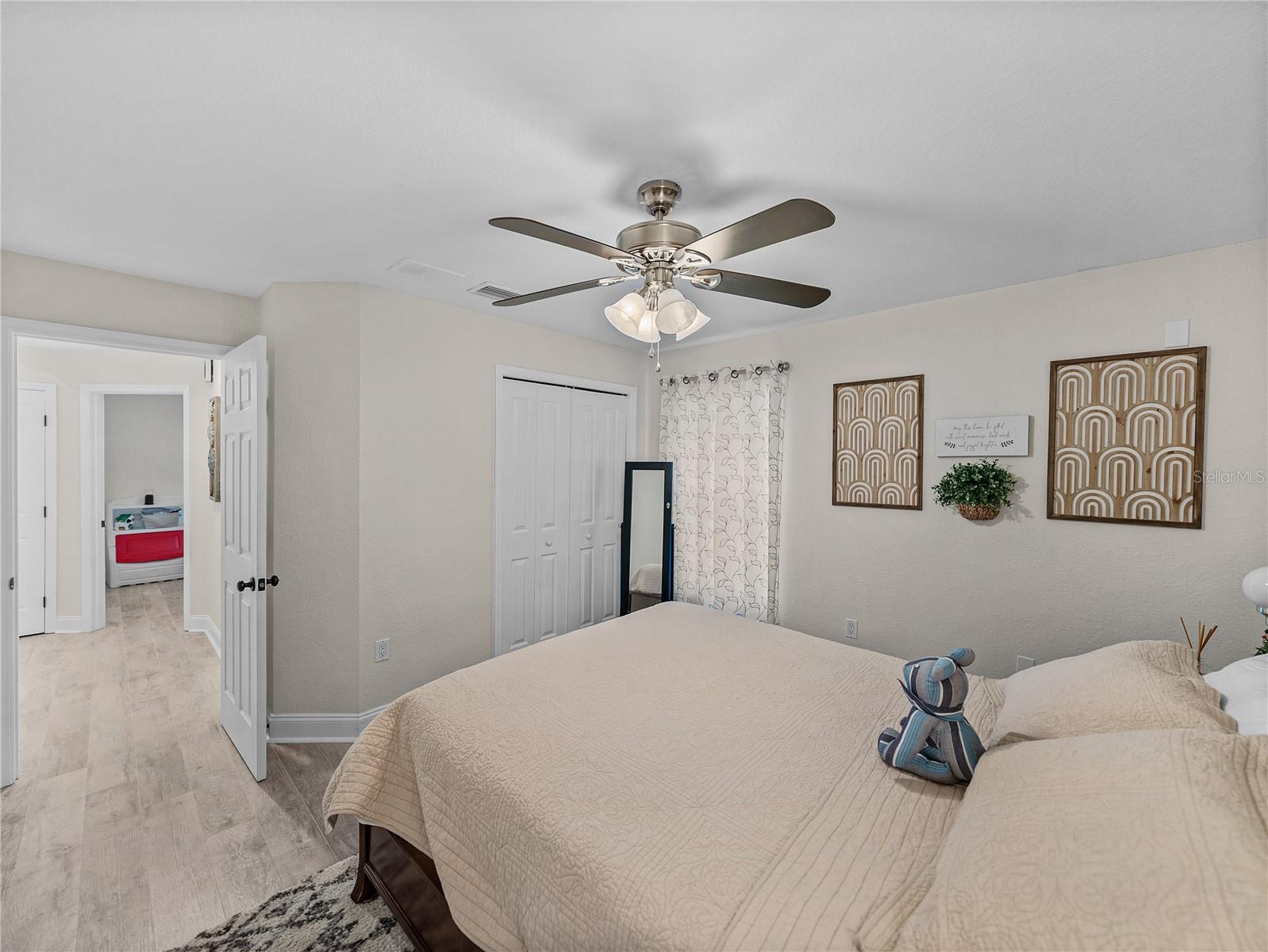 5427 ORANGE VALLEY DR