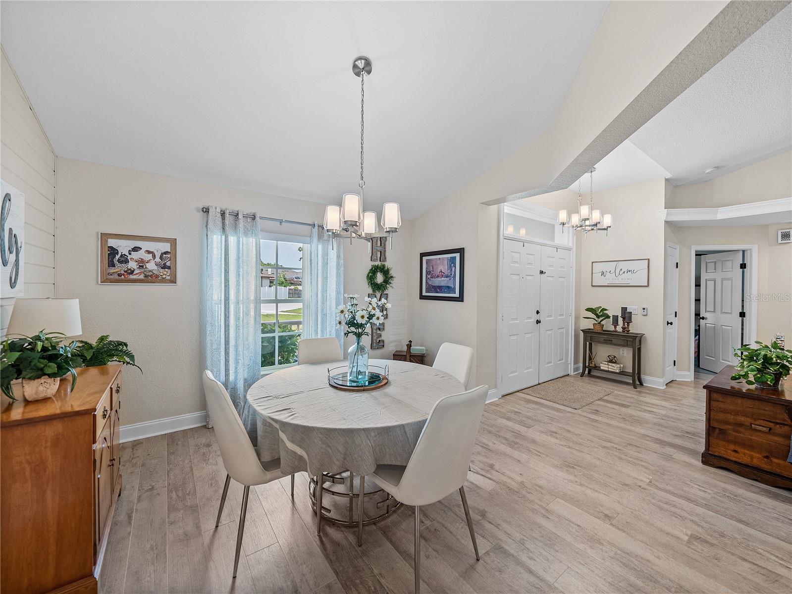 5427 ORANGE VALLEY DR