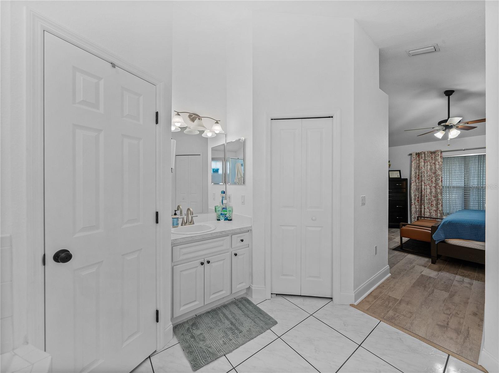 5427 ORANGE VALLEY DR