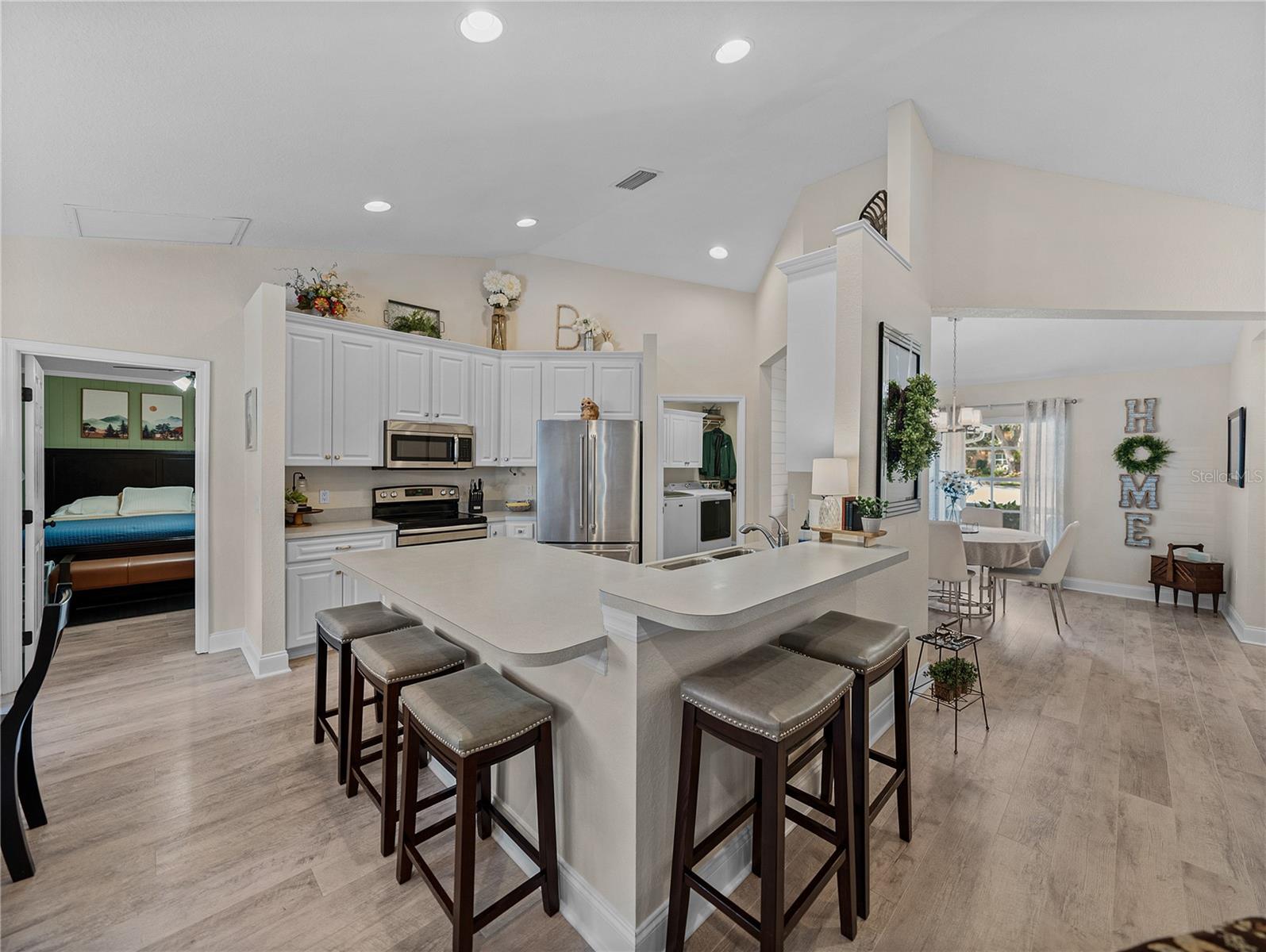 5427 ORANGE VALLEY DR