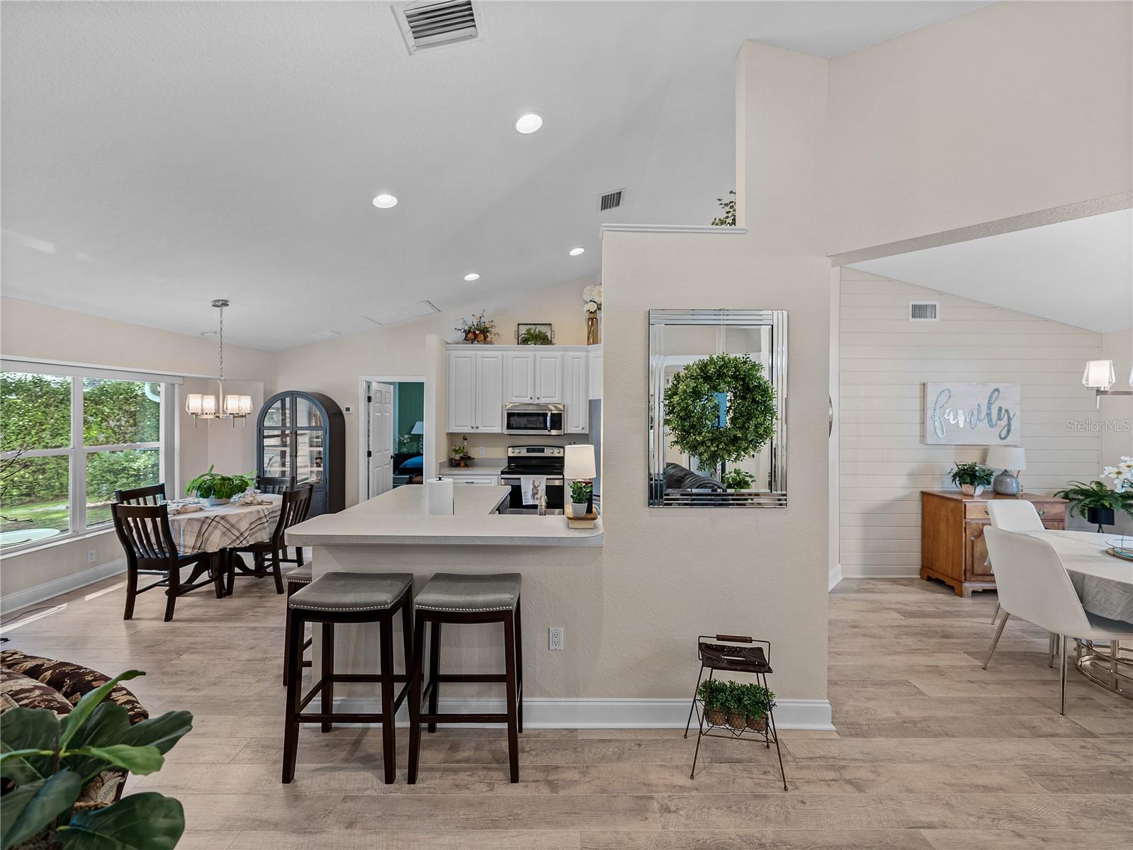 5427 ORANGE VALLEY DR