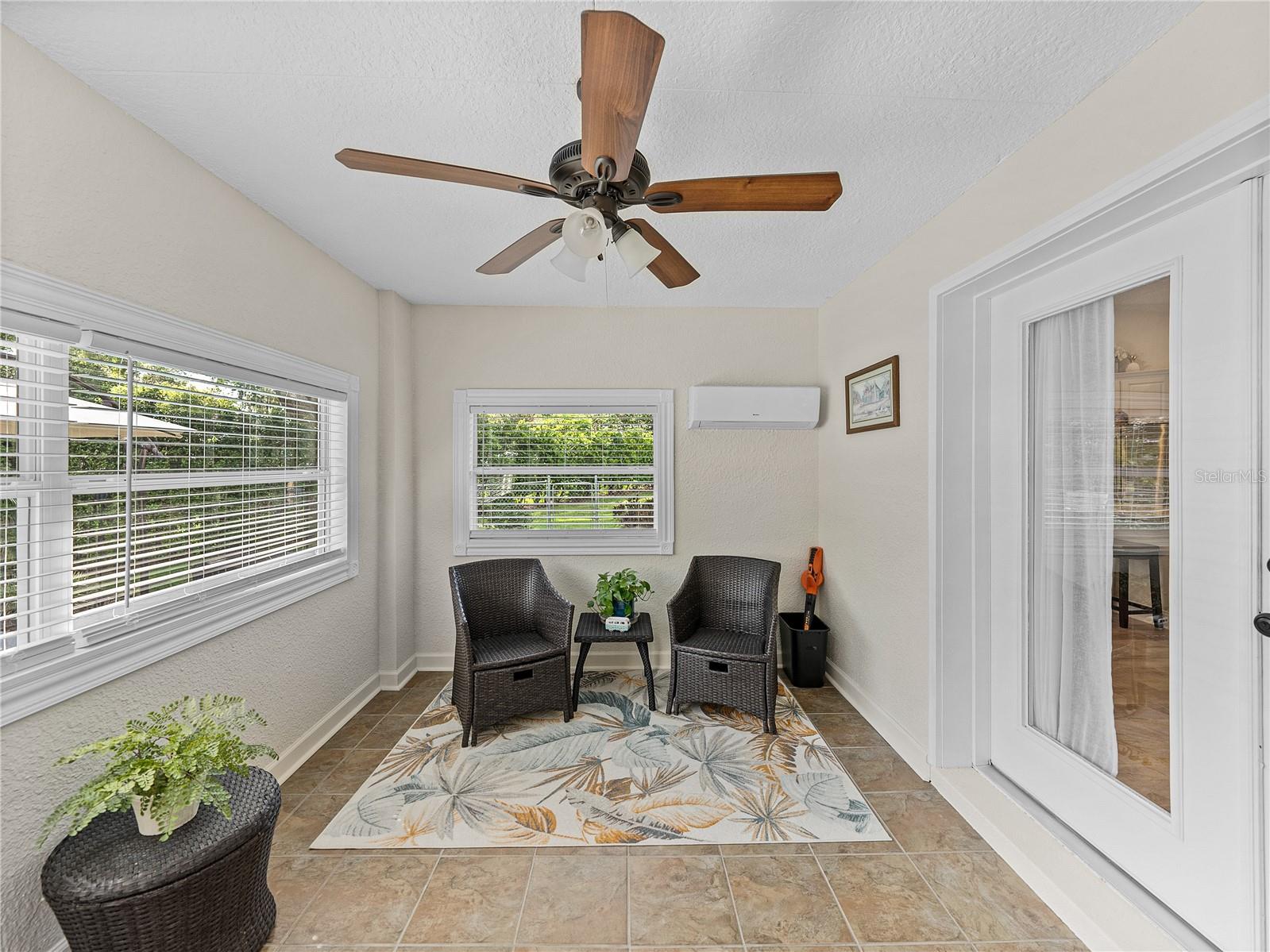 5427 ORANGE VALLEY DR