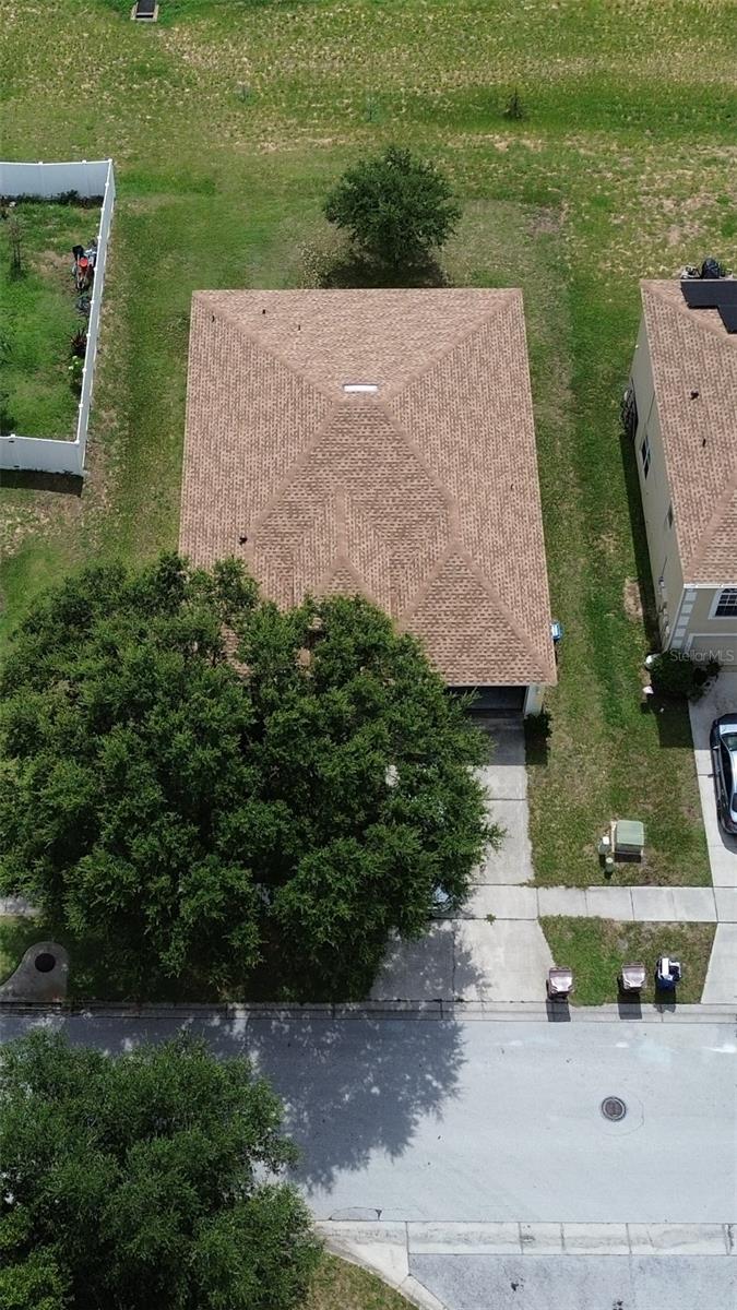 562 STONEWALL AVE