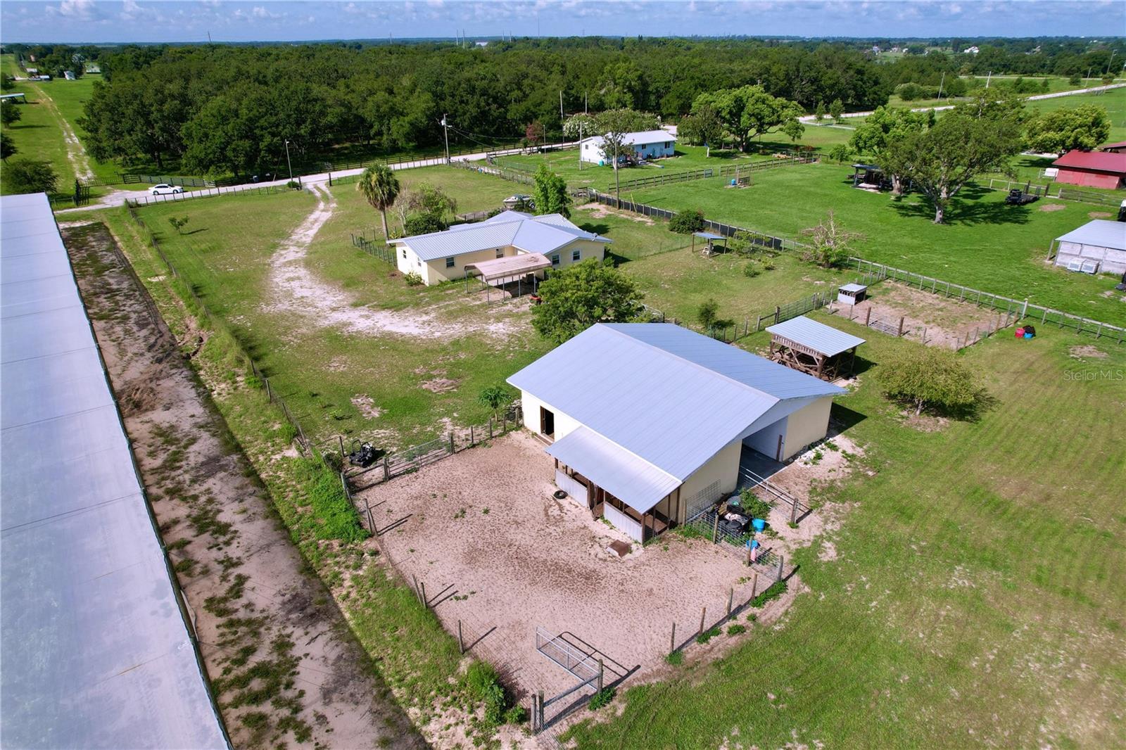 1711 ESTES RD