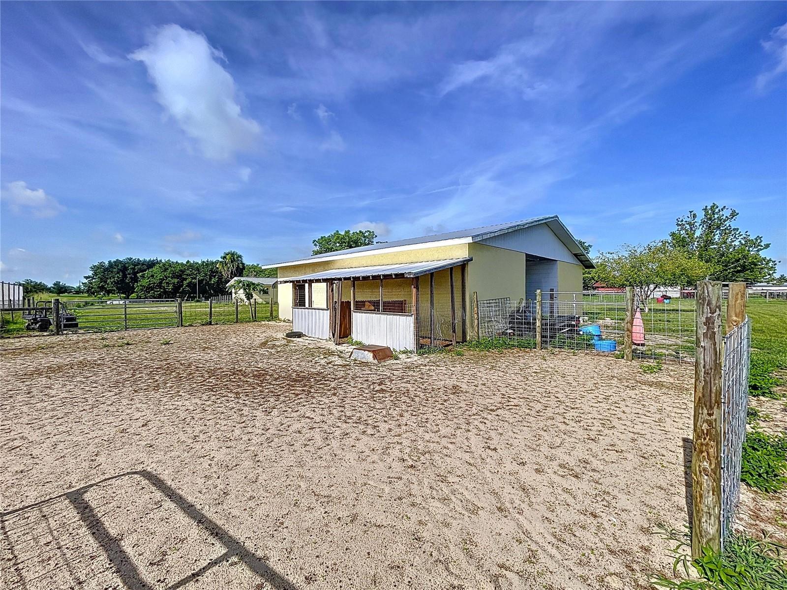 1711 ESTES RD