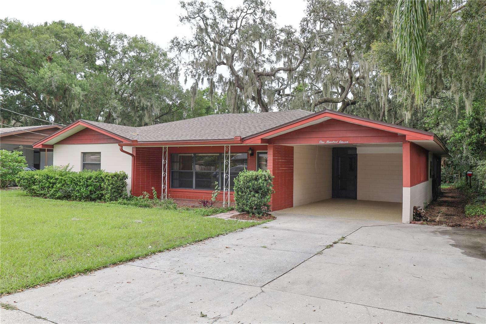 111 DEEN BLVD