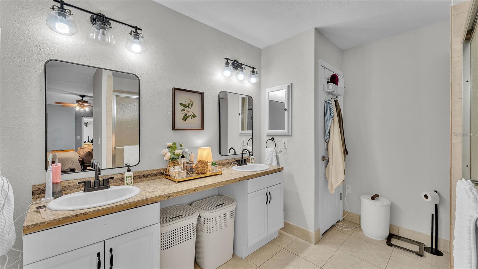 1188 DE LA PALMA AVE