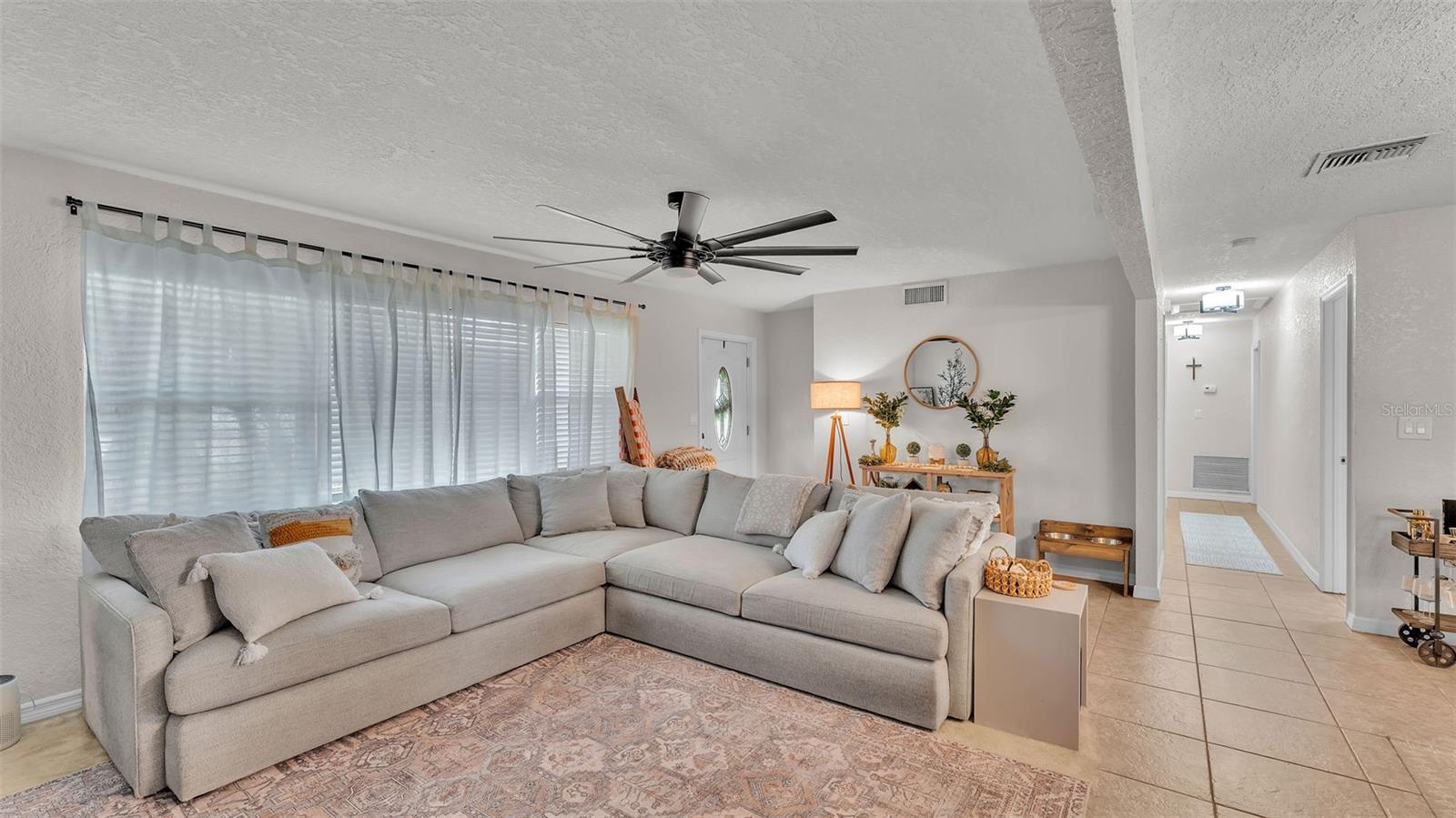 1188 DE LA PALMA AVE