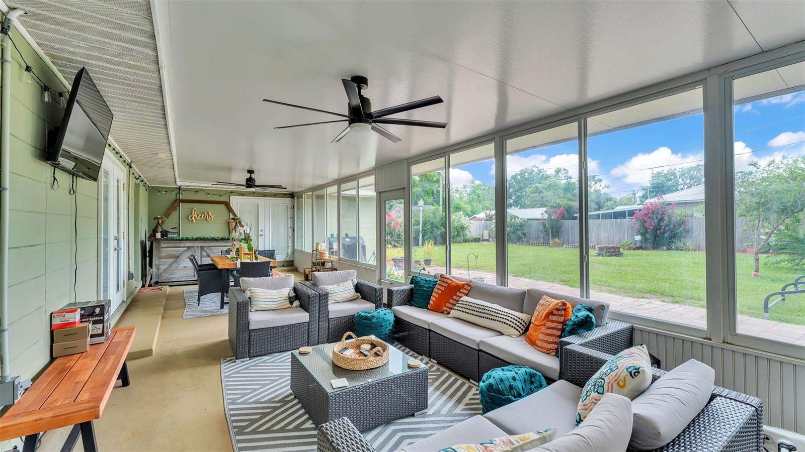 1188 DE LA PALMA AVE