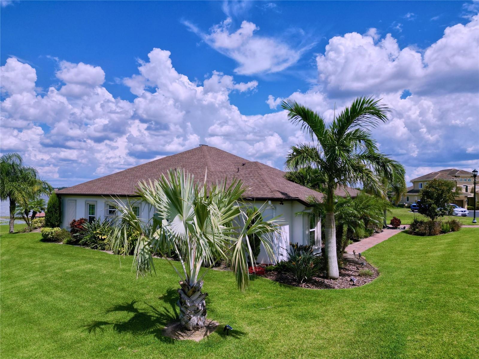 214 SPRING AZURE DR