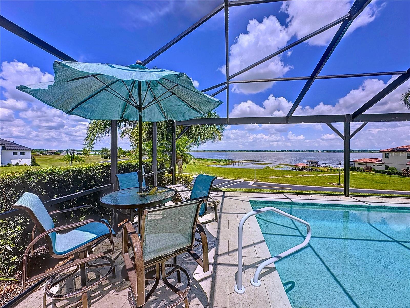 214 SPRING AZURE DR